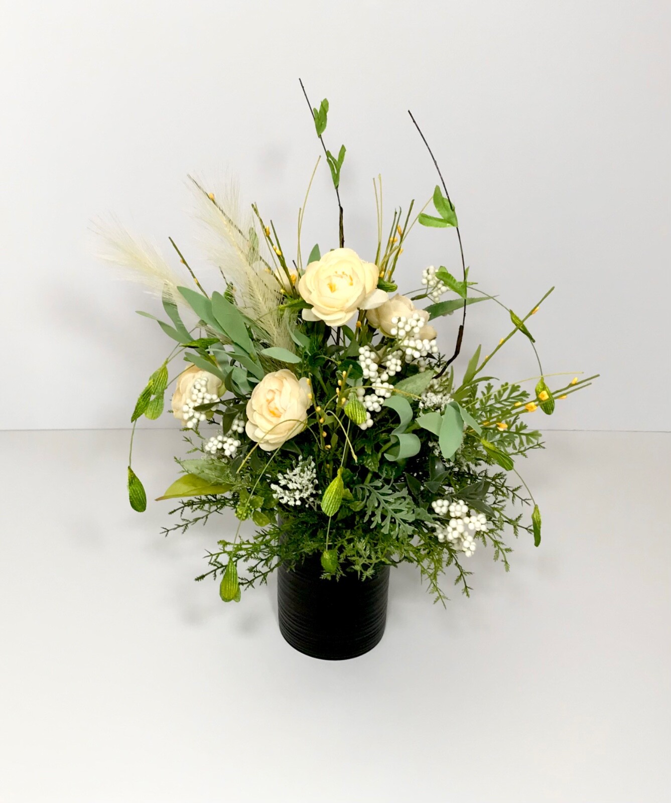 YELLOW RANUNCULUS FLORAL GREENERY ARRANGEMENT CONTEMPORARY CENTERPIECE GIFT NEW