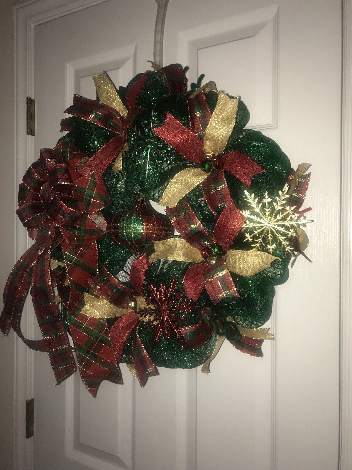 Red And Green Plaid Mesh Christmas / Winter Wreath