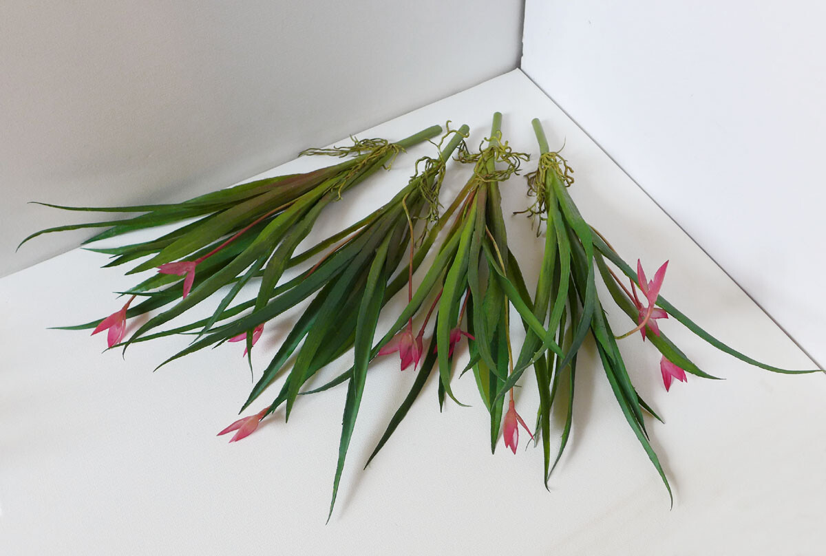 4 Pcs Artificial Grass Red Flower Orchid Plastic Home Garden Decora (94 B)