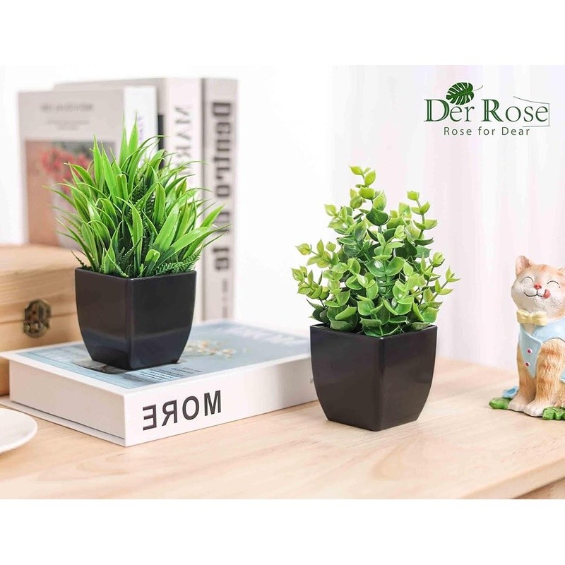 2 Pcs Eucalyptus Fake Plants in Black Pots Artificial Indoor Decor Home Office