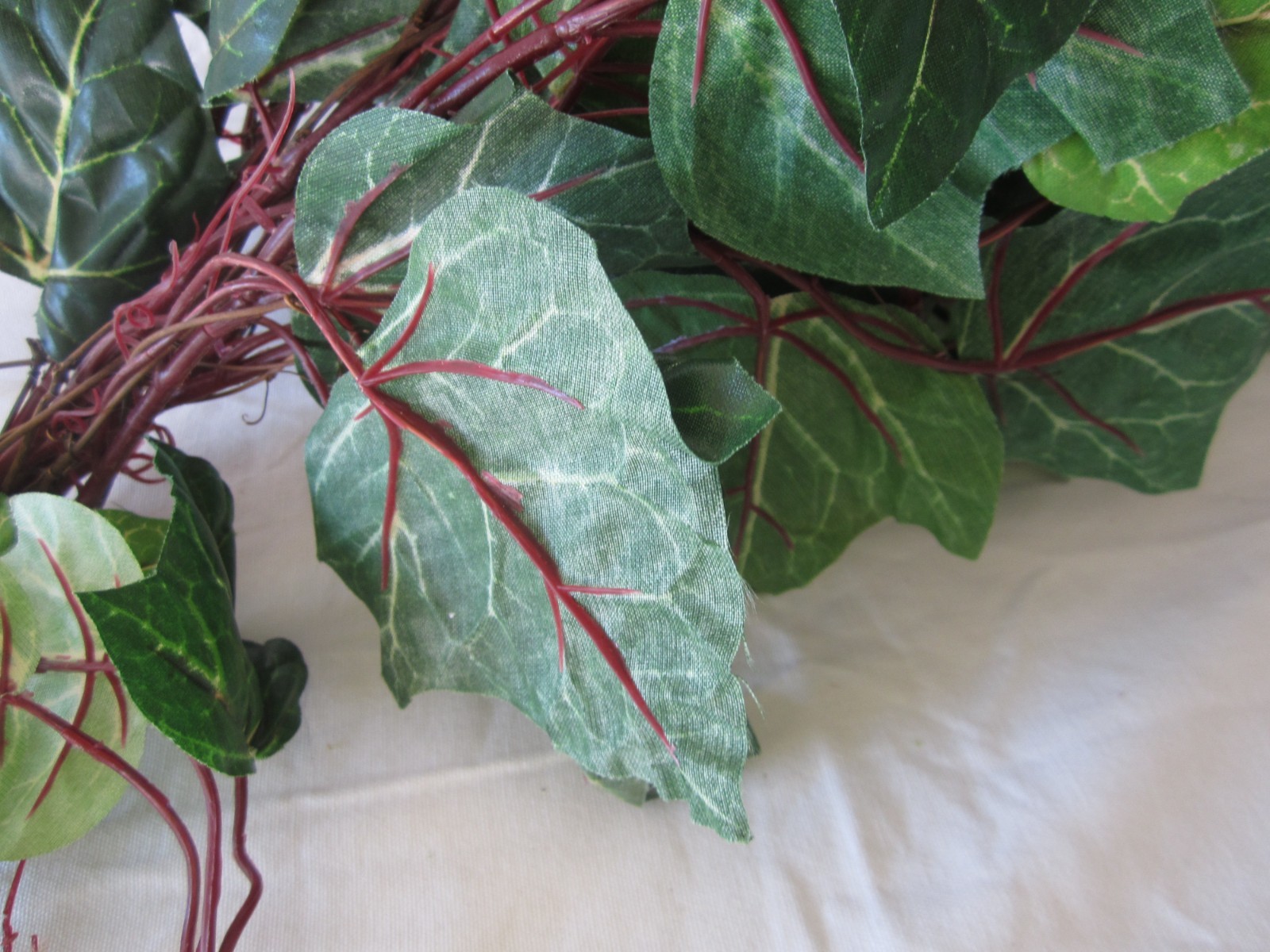 Artificial Floral Green & Red Leaf Bush Branch Stem Greenery Leaves Home Decor