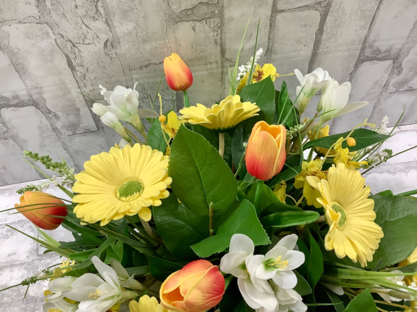 Real Touch Real Feel Spring Floral Arrangement Tulips Daisies Large 19″x15″