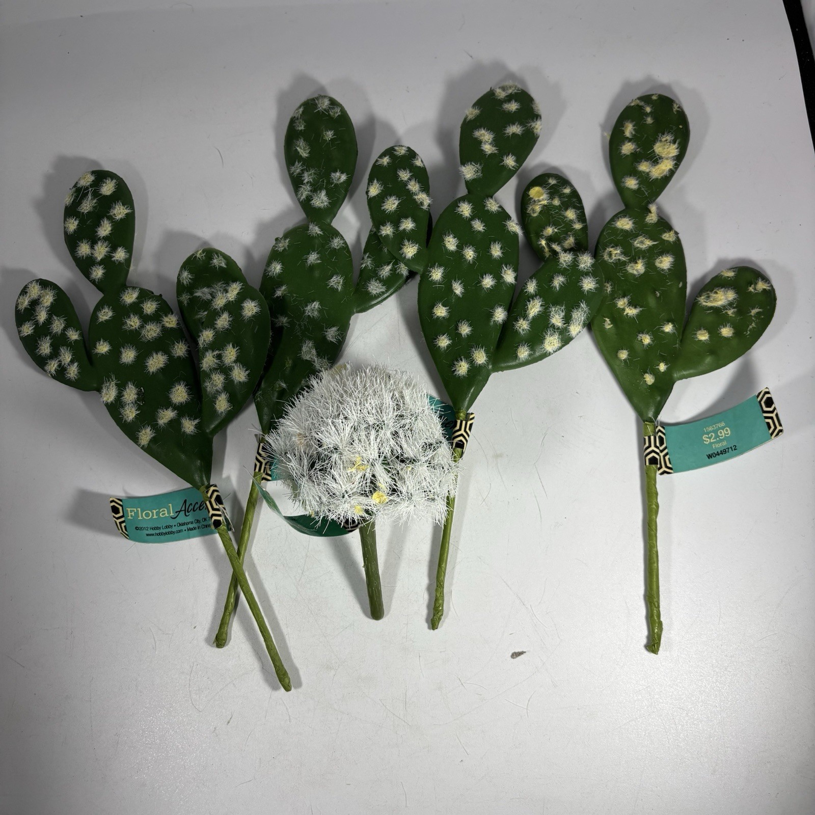 Set of 4 Artificial Prickly Pear Cactus Plant 7-3/4″ Floral Picks NWT