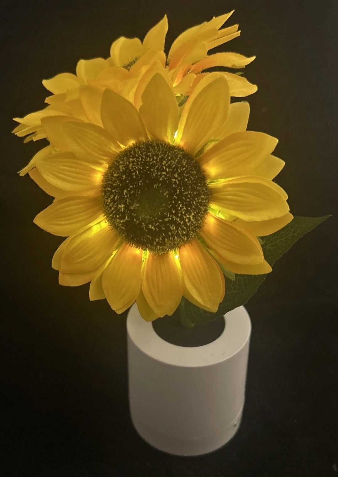Shimmering Sunflower Light By Twinkling Tree New In Open Box
