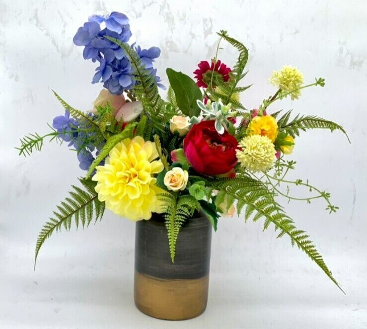 Artificial flower arrangement With metal vase Home Decor size H 17in,W 16 in