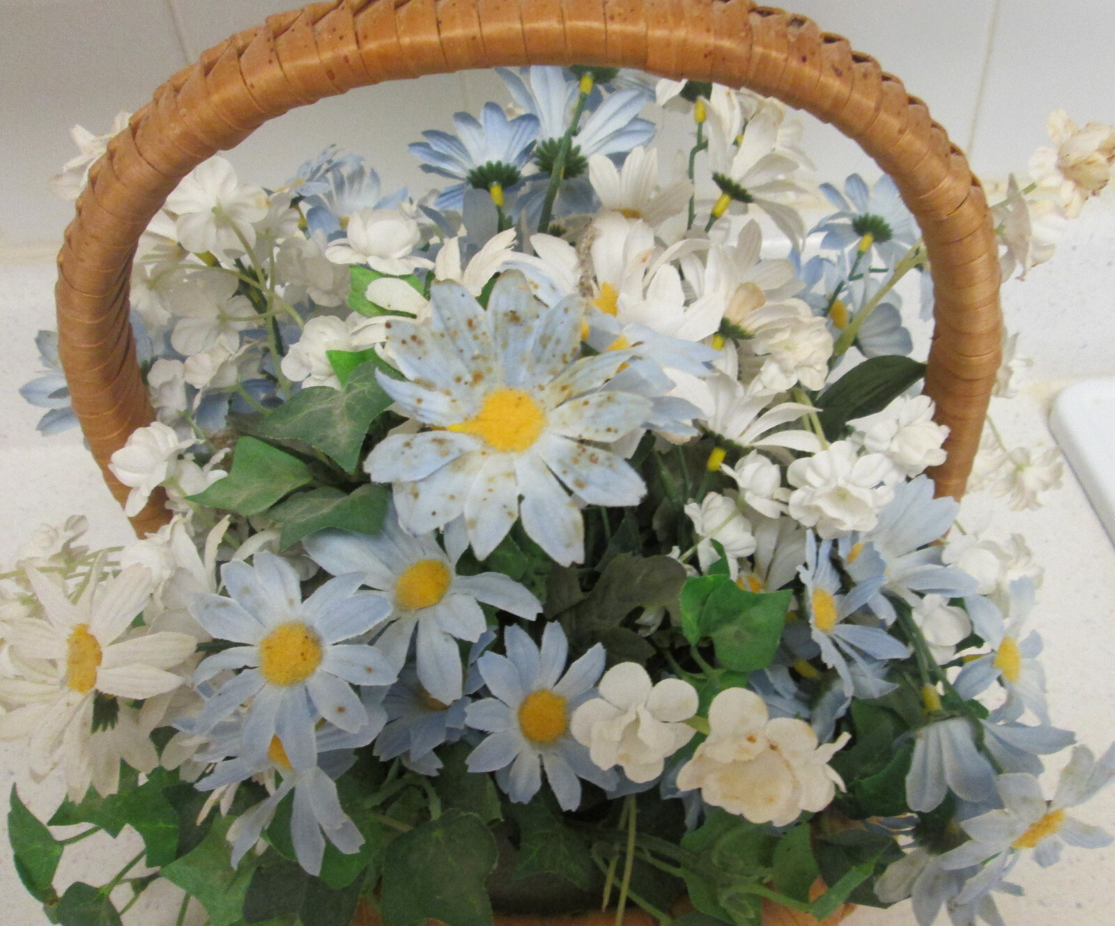 Artificial Planter Basket Faux Indoor House Plant Round Woven Basket / Handle