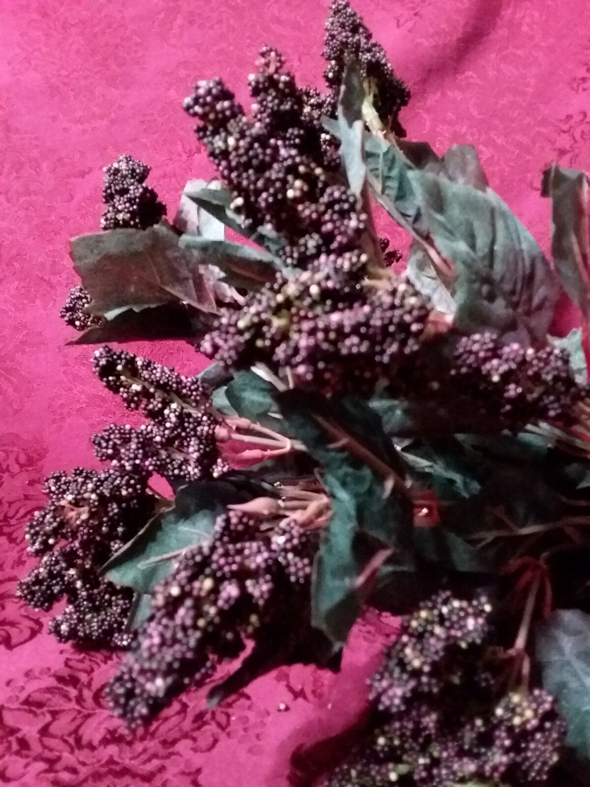 Home Interiors Dark Purple/ Mulberry Seed Cluster Bush /NEW/FREE SHIPPING
