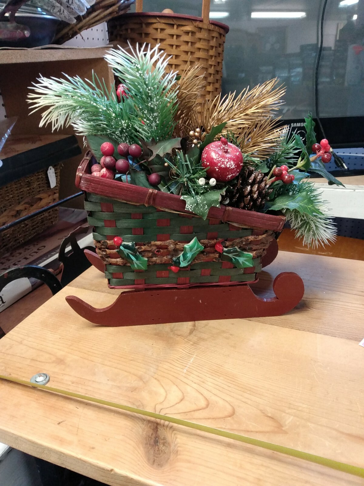 Small Sled Floral Arrangement Decor Eg