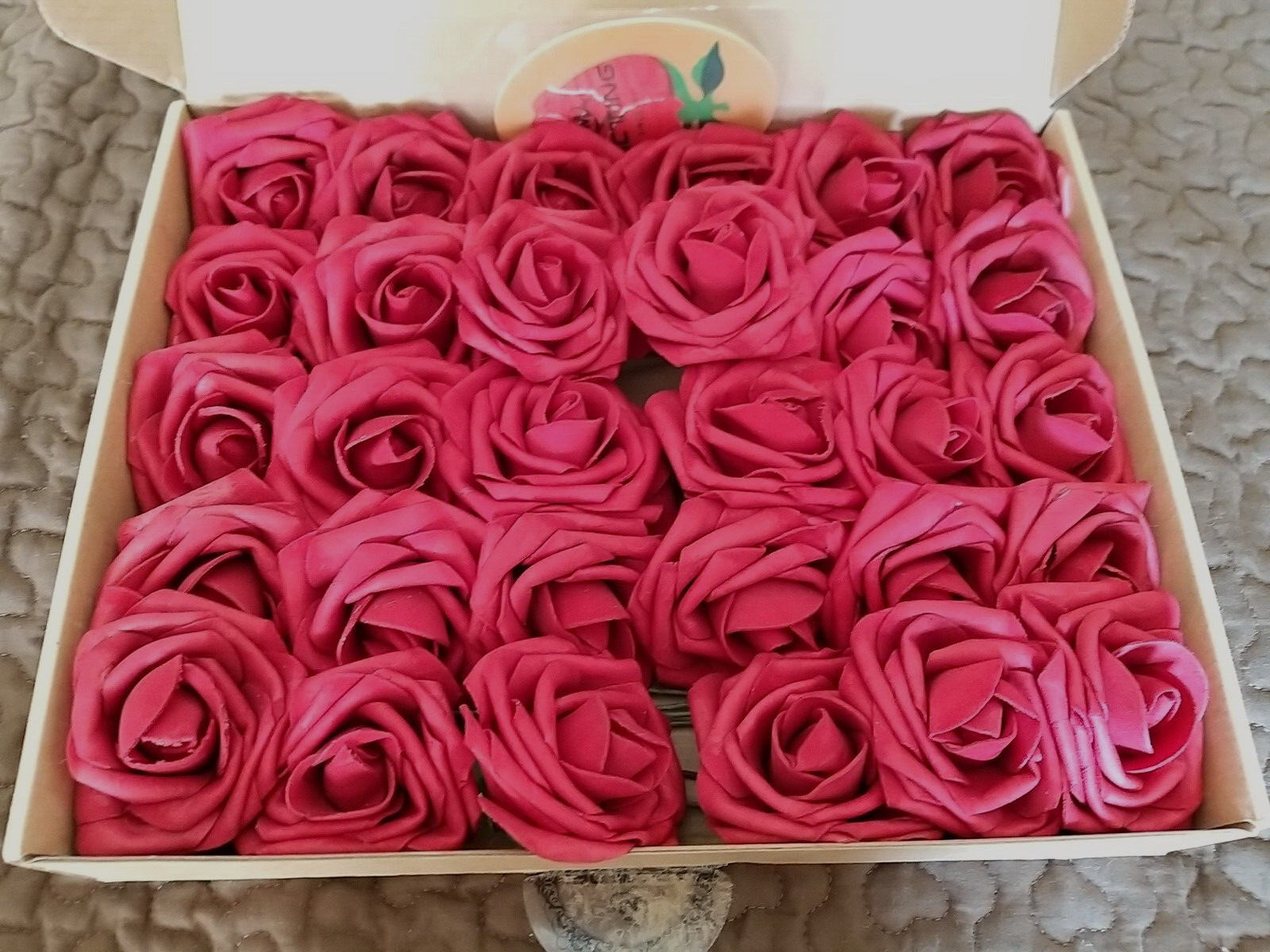 30 Pcs Realistic Foam Artificial Rose Flower Decorations Red