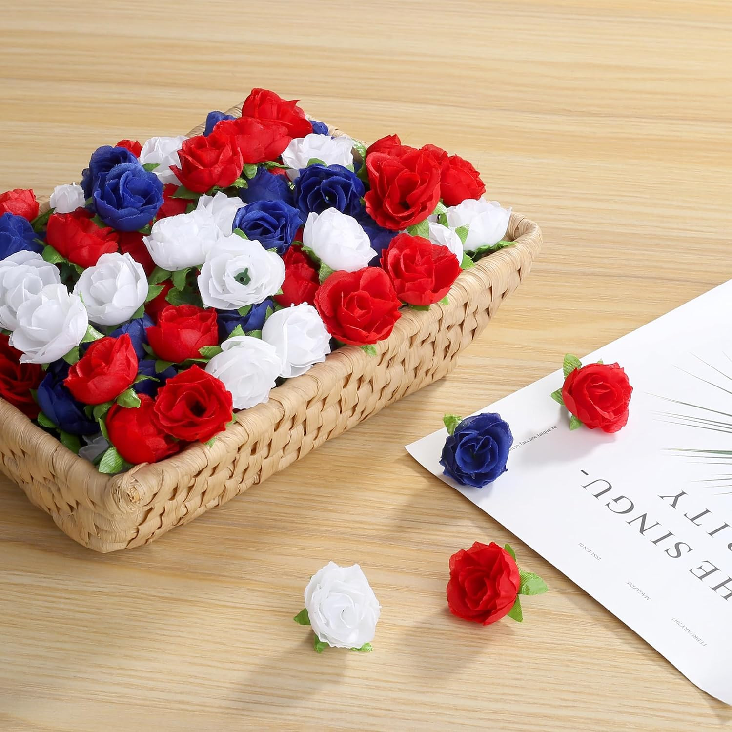 100 Pcs Mini Patriotic Roses Head 4th of July Artificial Flowers Small Rose f…