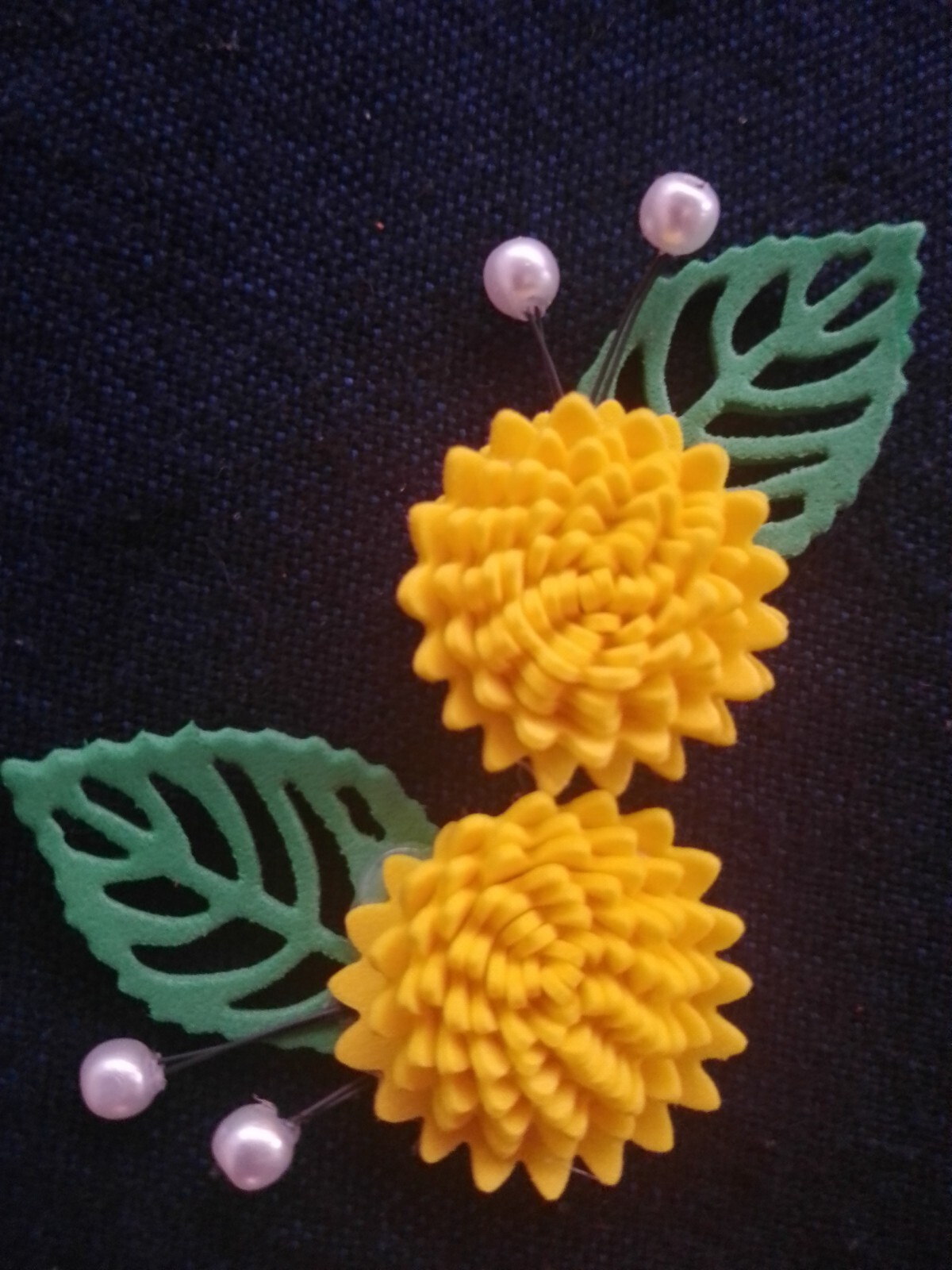 4.5cm artificial WITH LEAVE YELLOW COLOR FLOWERS 10pcs to 100pcs foam flower new