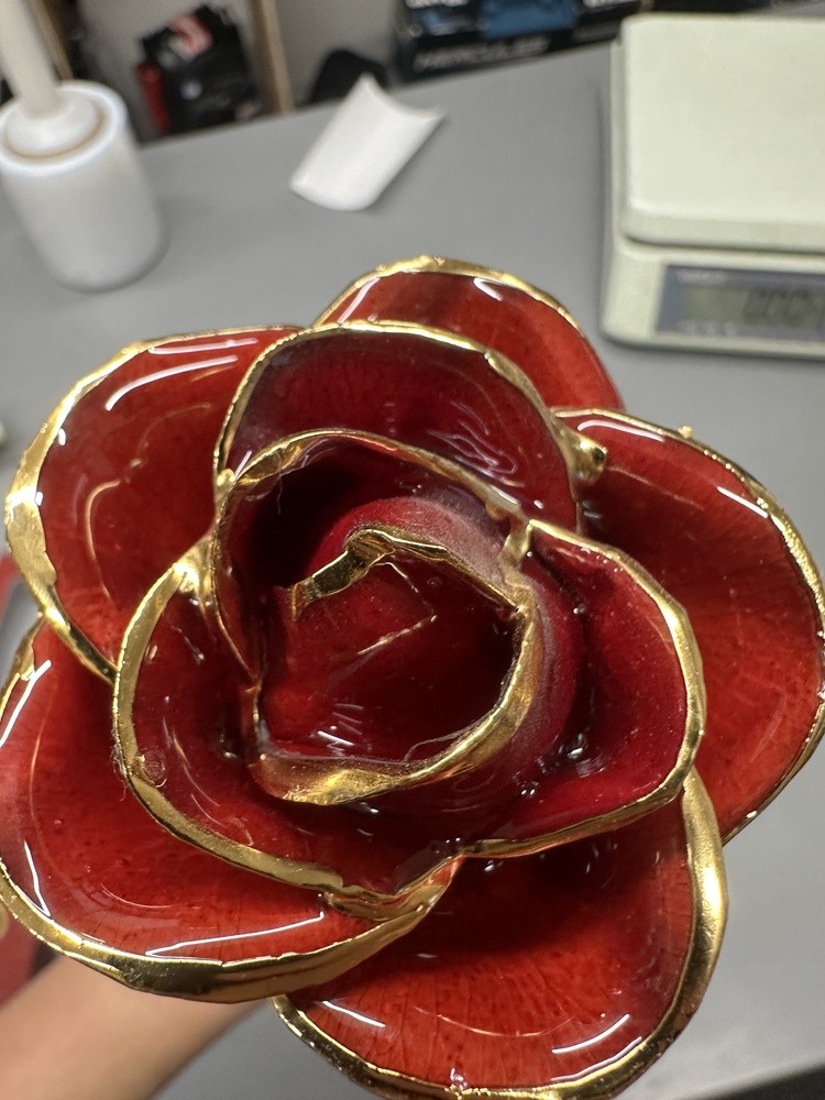 LIVING GOLD REAL ROSE DIPPED IN 24K GOLD RED BOXED Vintage