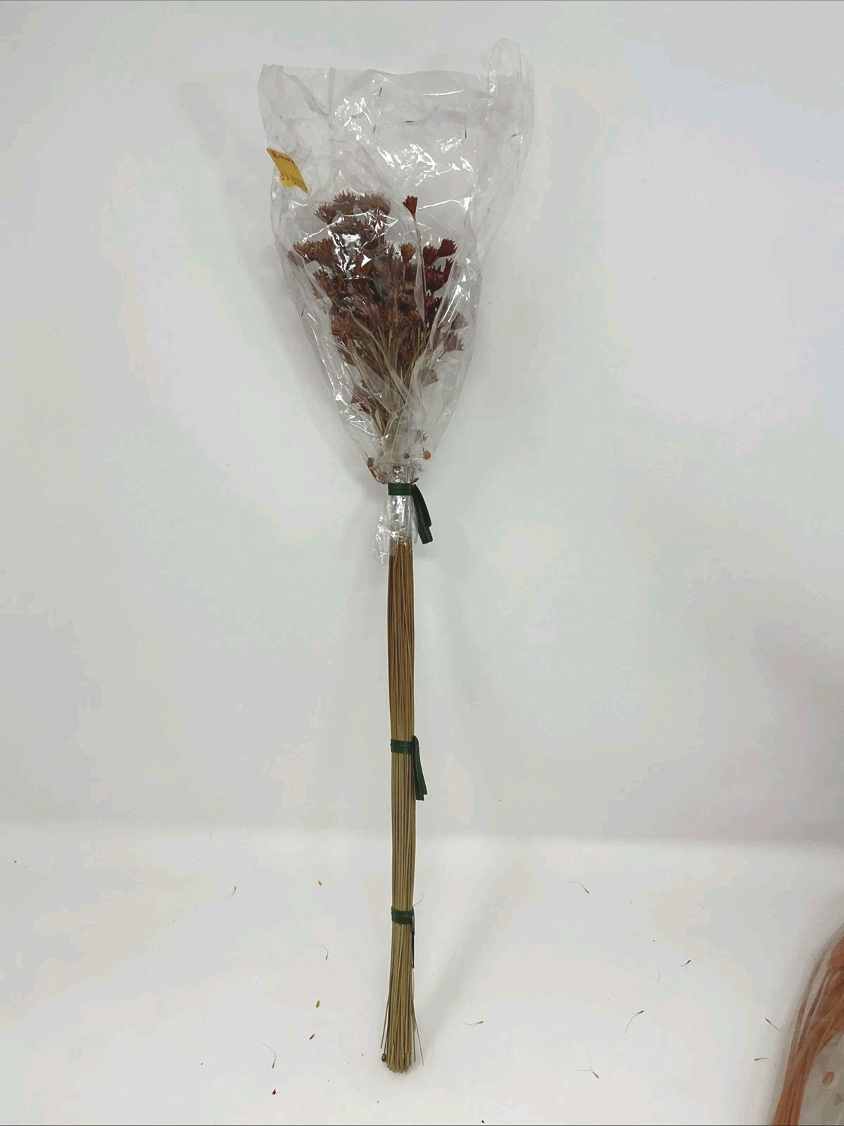 Vintage Dried Flower Bunches Lot of 8 Bunches 12″ – 30” L Crafts Floral Bouquets