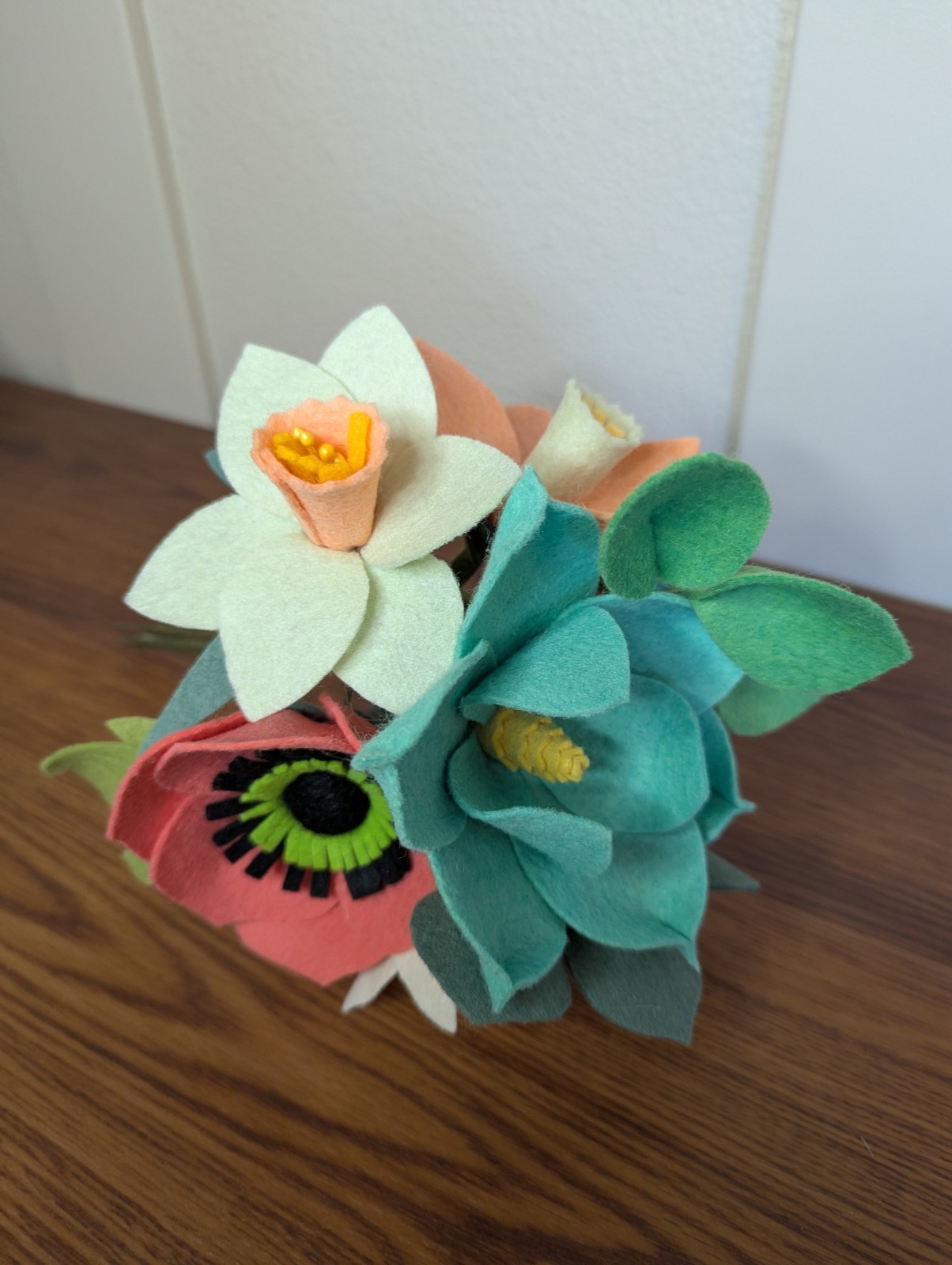 Beautiful Hand Cut Wool Blend Felt Flower Bouquet Gift Wrapped/Great Gift Idea!