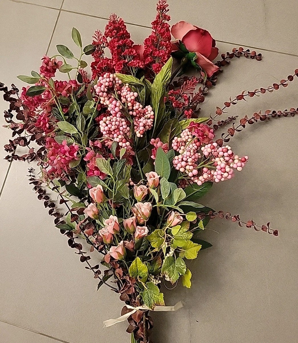 Vintage Plastic & Silk Faux Flowers Lot Of 21 Variety Roses 27″ Shades Fushsia