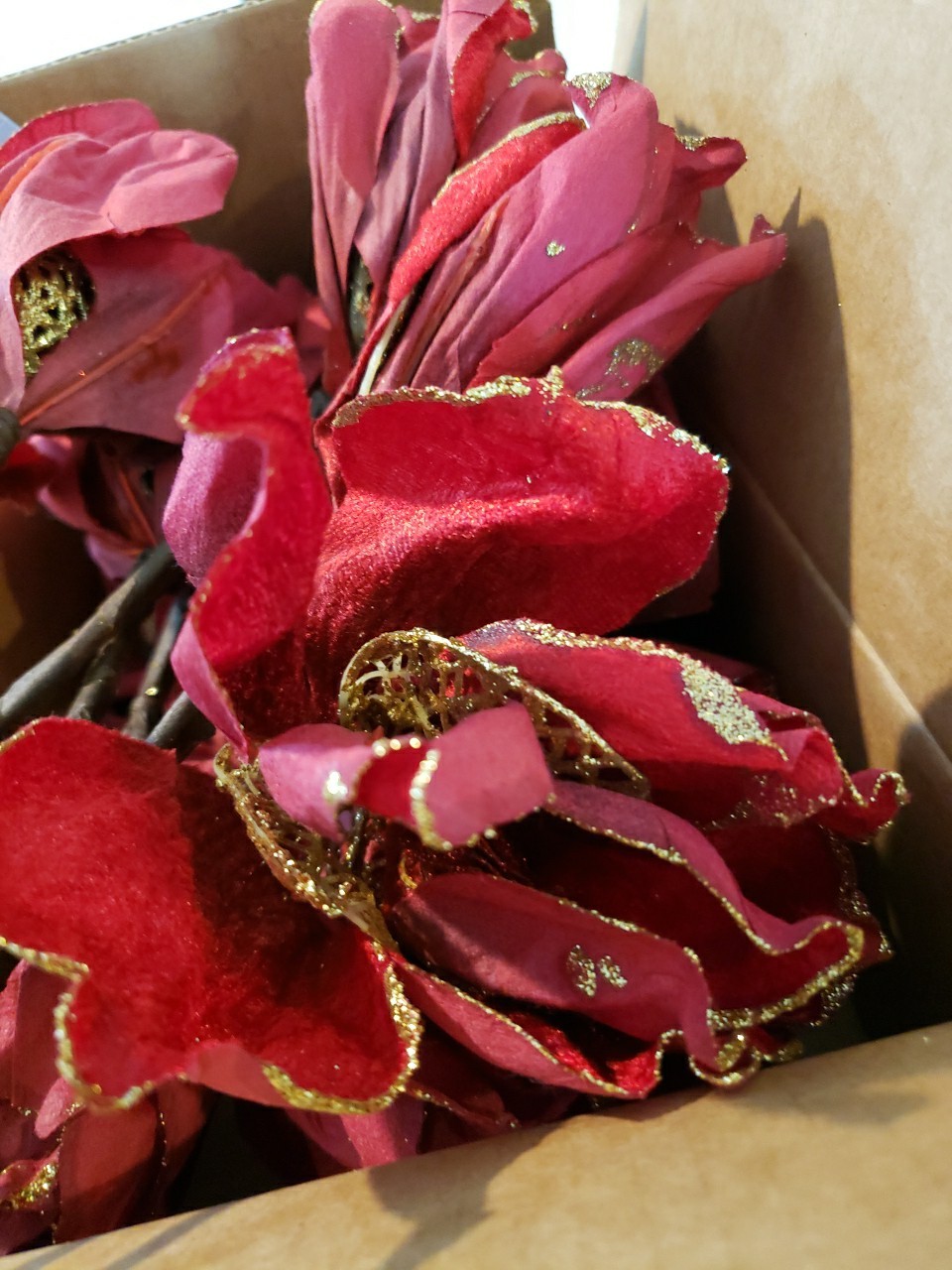 Poinsettias 16 Red Gold Sparkle Trim 9″ Total Stem 6″ Decorations For Tree Table