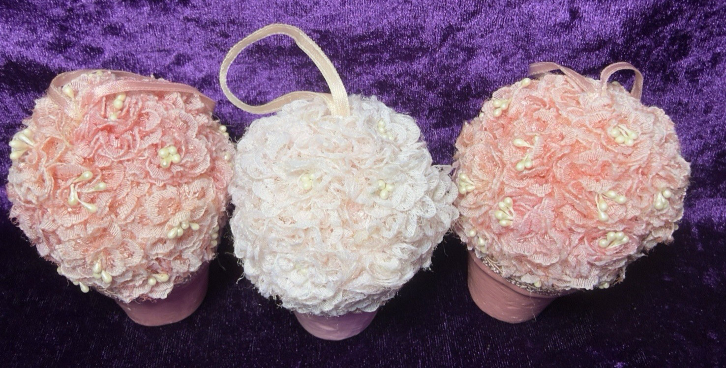 Victorian Ornaments Floral Bouquet Topiary Pink White Shabby Chic Rose Decor