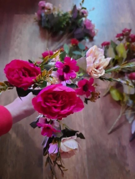 9 Heads Artificial Rose Silk Flowers Wedding Arch Home Living Room Decor