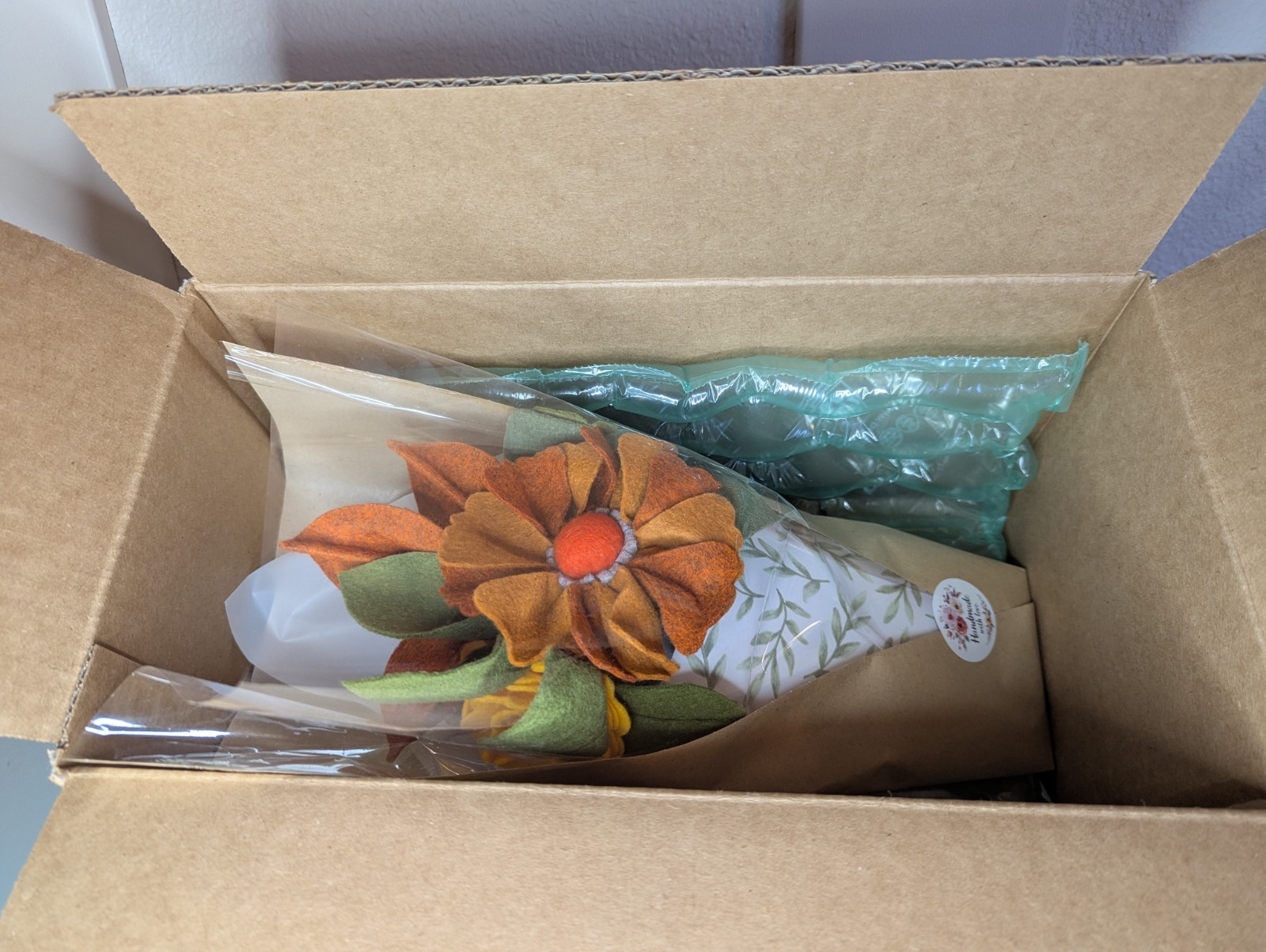 Beautiful Hand Cut Wool Blend Felt Flower Bouquet Gift Wrapped/Great Gift Idea!