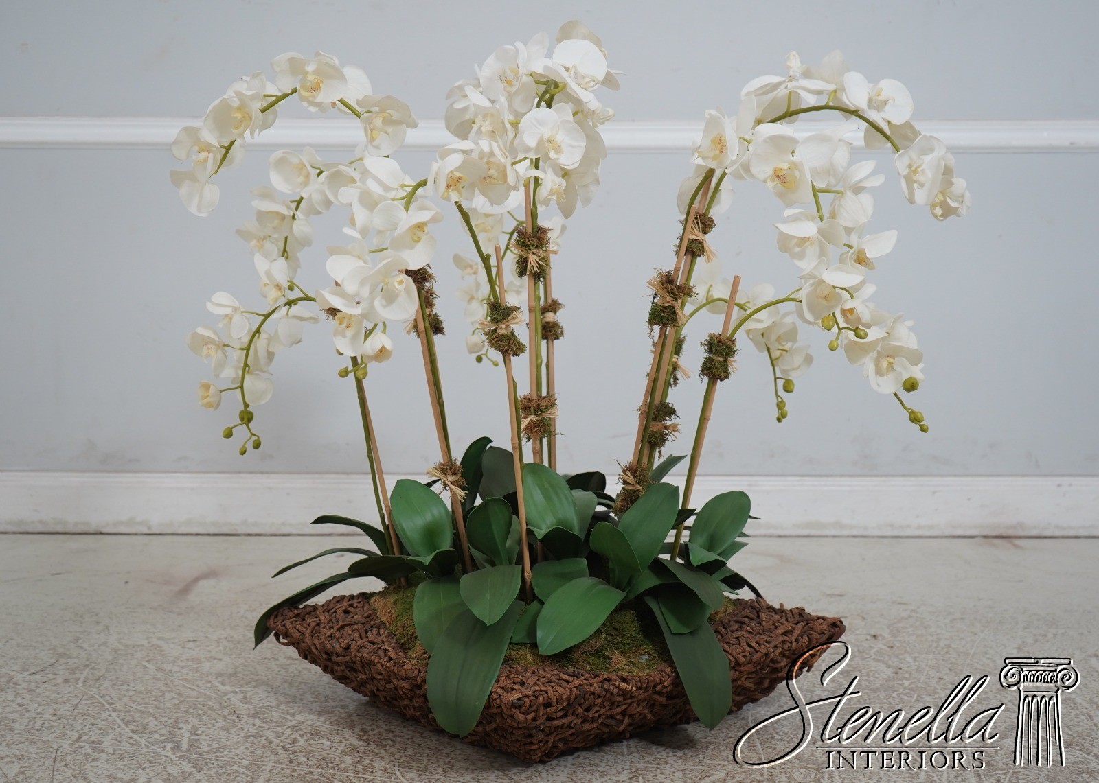LF67429: Large Silk Flower Mother Orchid In Woven Basket