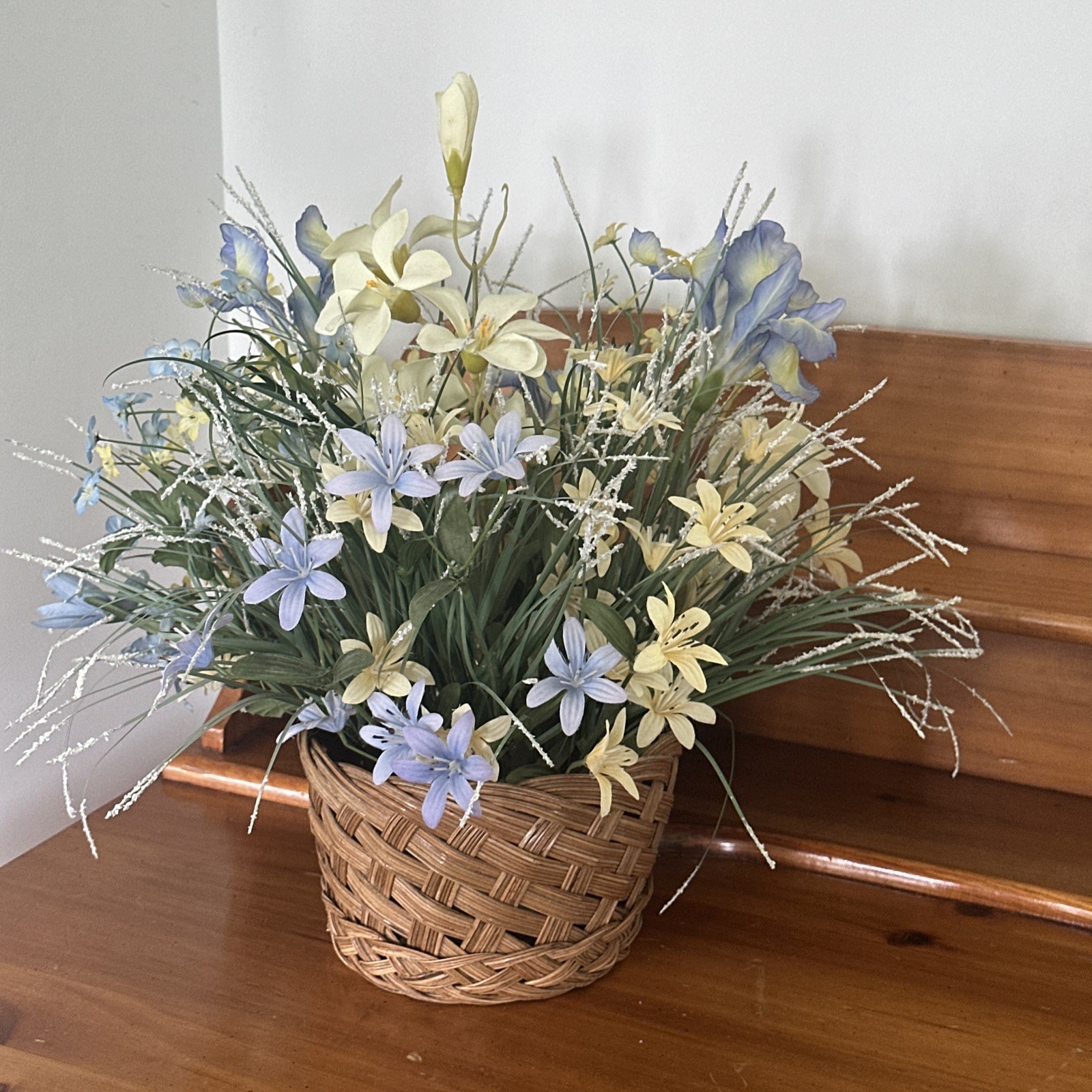ARTIFICIAL FLORAL ARRANGEMENT Blue, White, Yellow, Green 12″ High