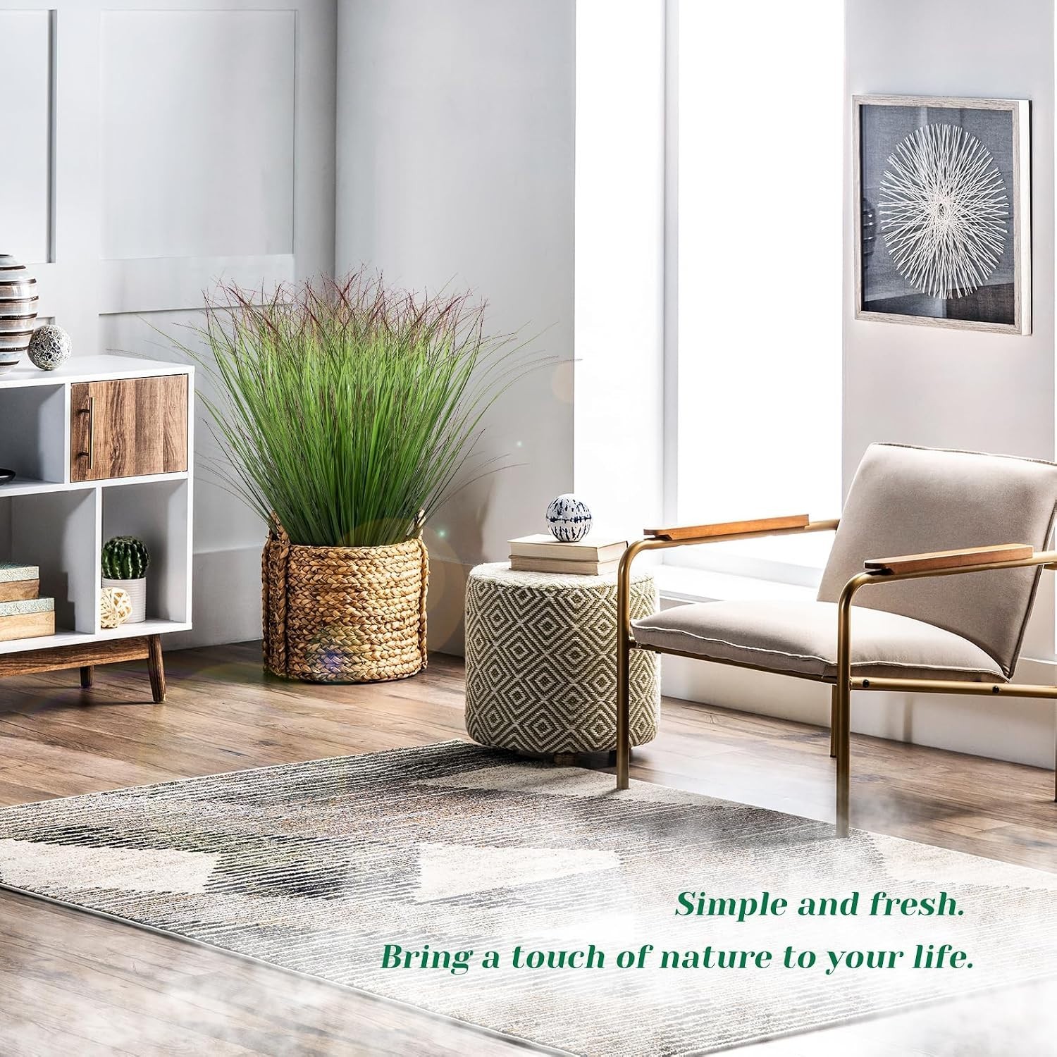 16 Bundles of Lifelike UV-Resistant Artificial Grass for Indoor/Outdoor Décor