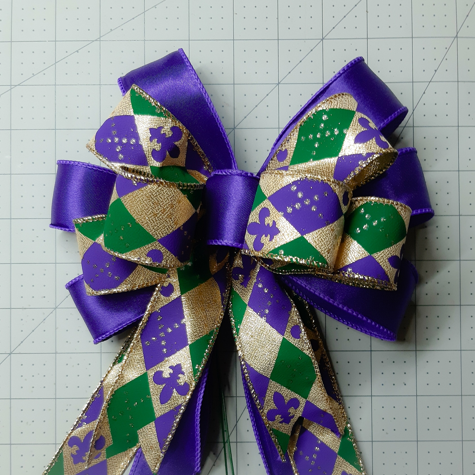 Mardi Gras Bow, Wreath Bow, Purple Satin, Harlequin/Argyle, Gold