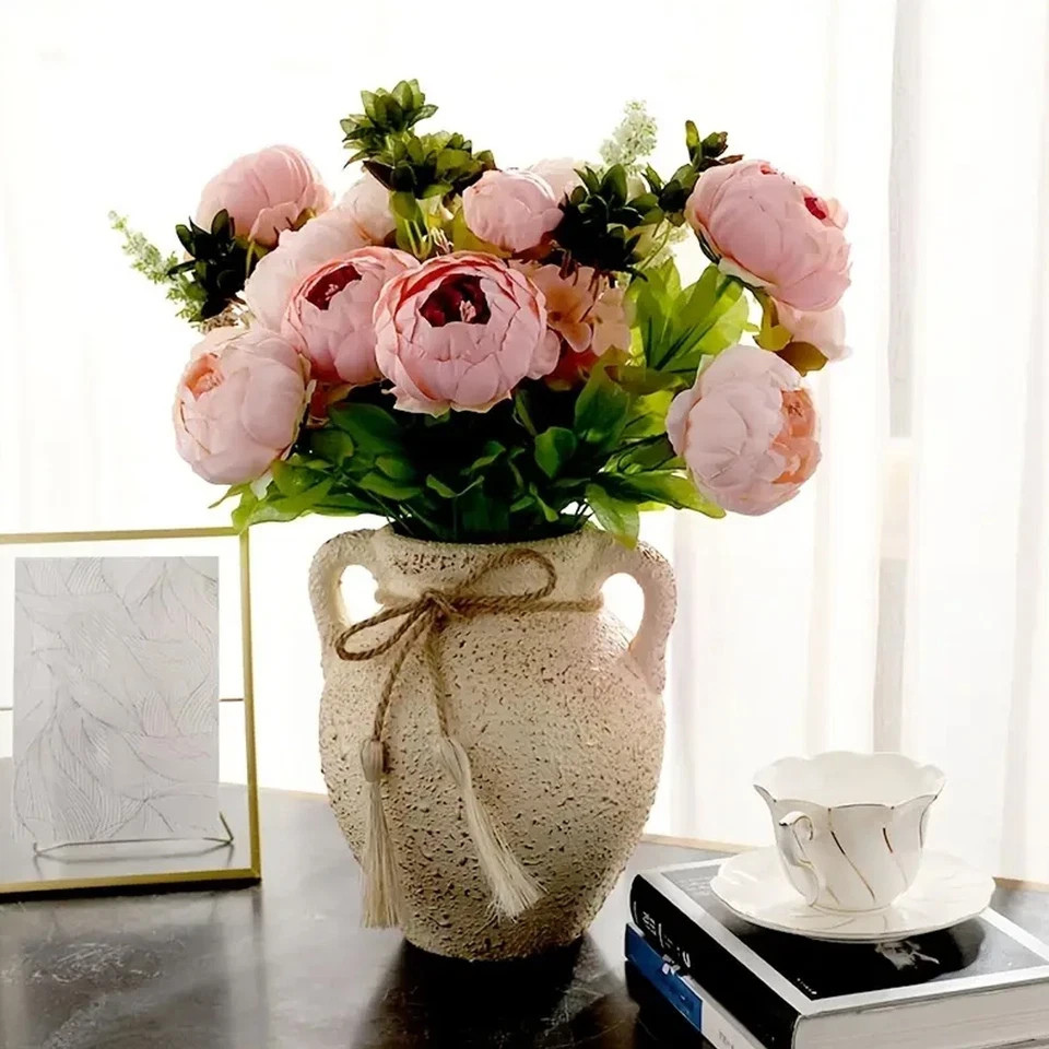 A bouquet of European-style faux peony silk flowers for home deco