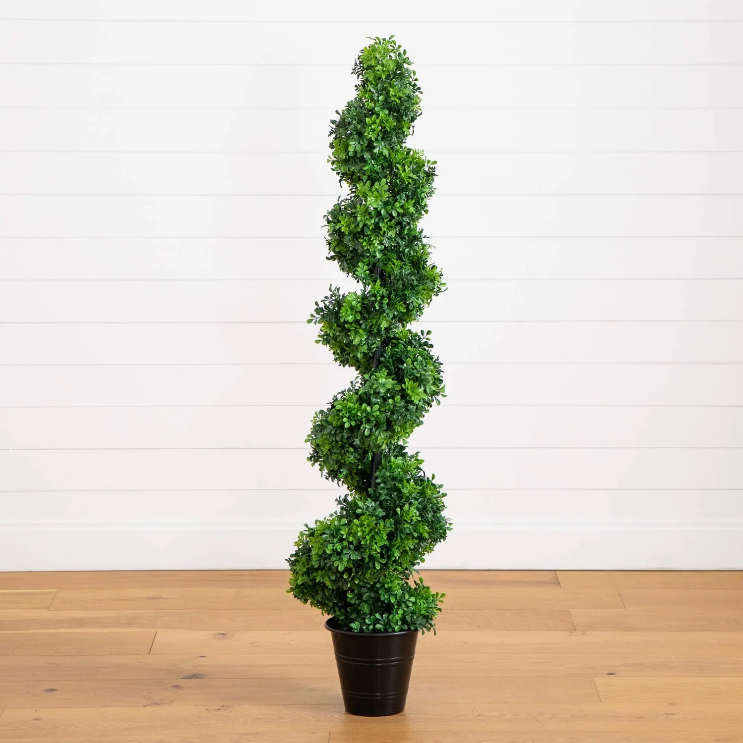 5’ Artificial Boxwood Spiral Topiary Tree UV (Indoor/Outdoor) Decor. Retail $159