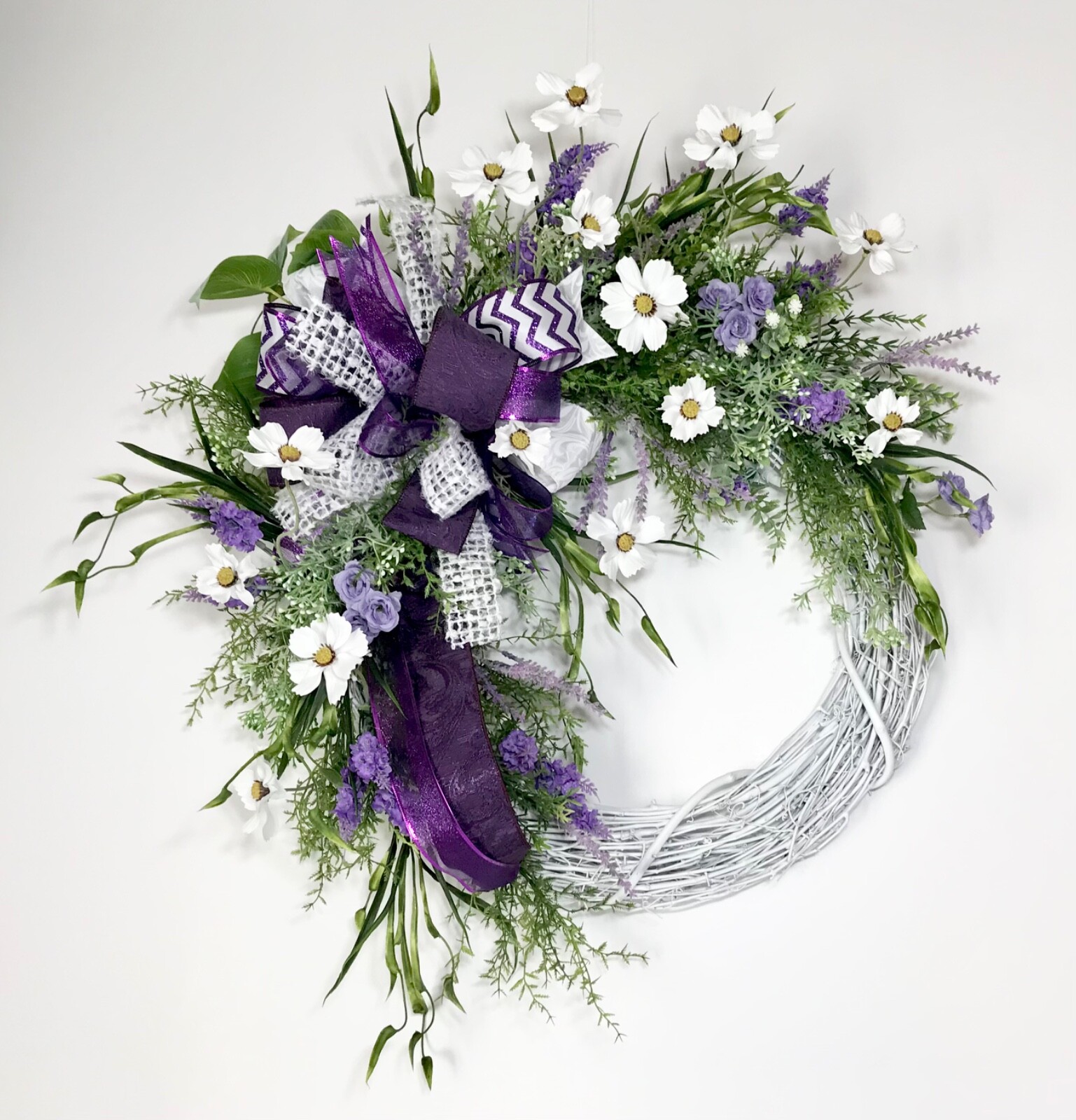 SPRING WHITE GRAPEVINE WREATH FRONT DOOR PURPLE SPRING FLOWERS HANDMADE NEW