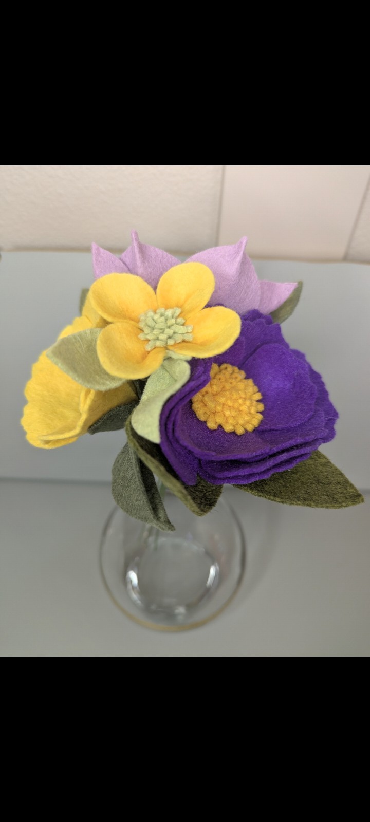 Beautiful Hand Cut Wool Blend Felt Flower Bouquet Gift Wrapped/Great Gift Idea!