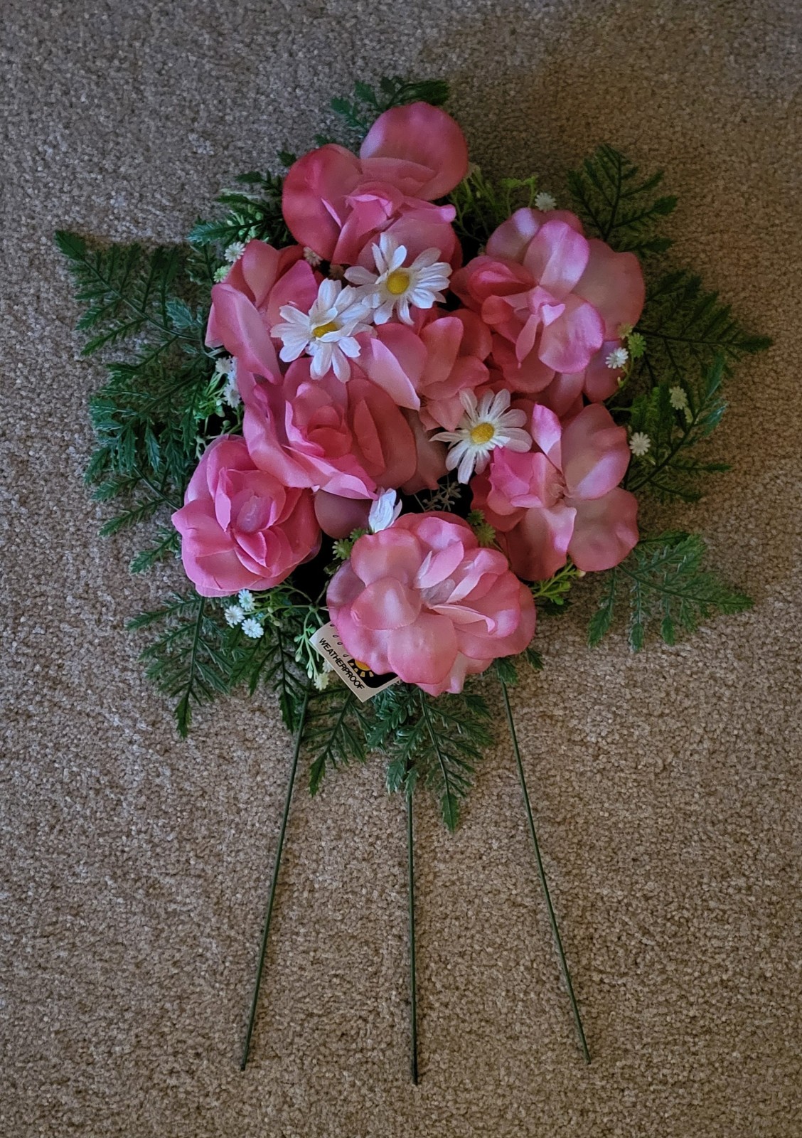 Wreath Artificial Flower Free Standing Decoration Indoor/Outdoor Asstd Color NWT