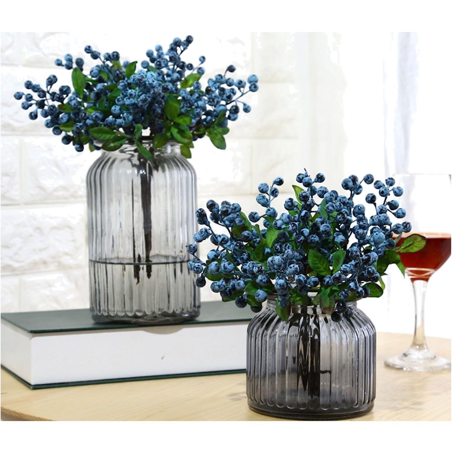 Set of 20 Artificial Blueberry Stems – Versatile Decor for Weddings & Parties