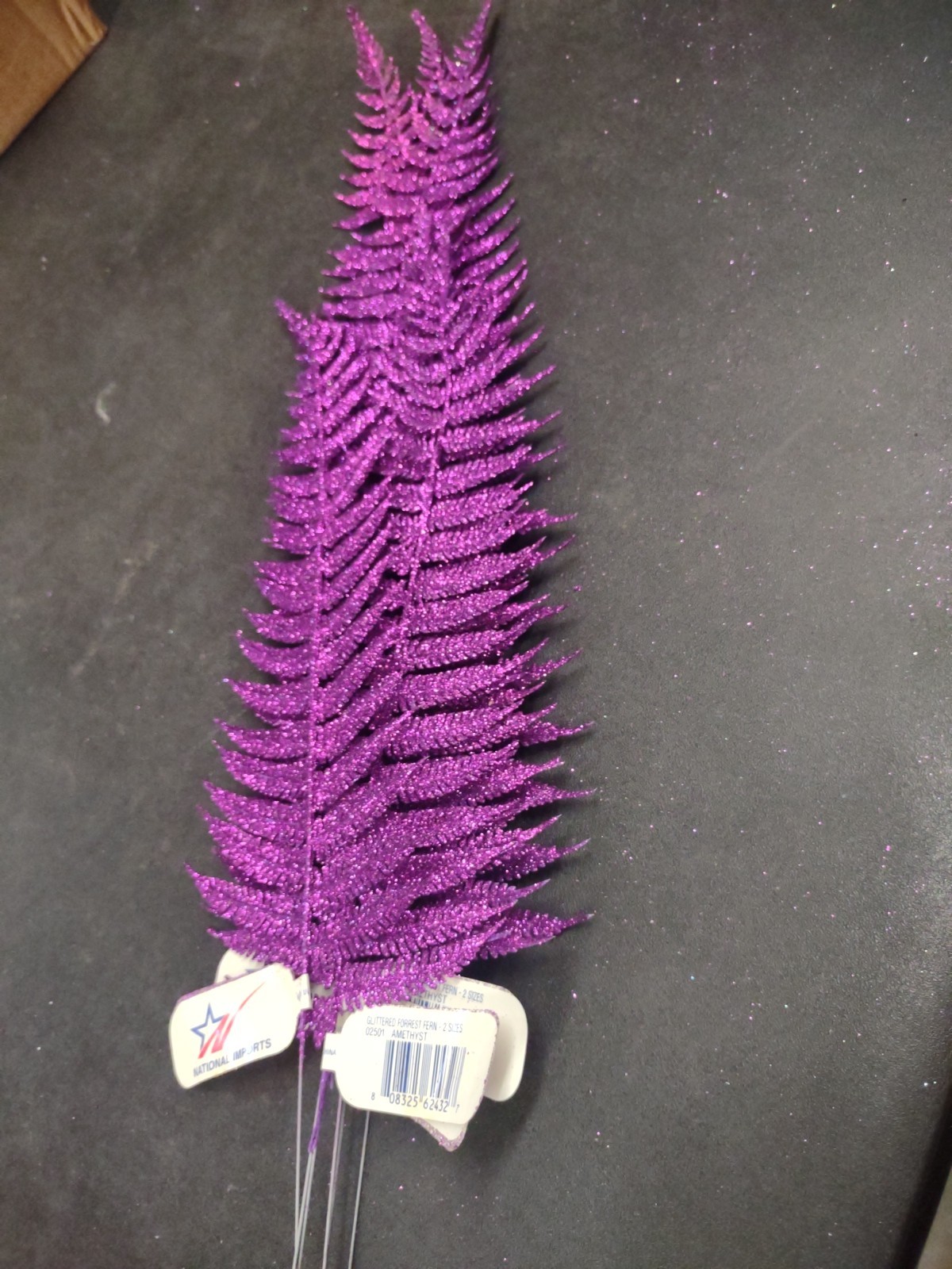 6 Pieces Amethyst Purple Glittered Retro Plastic Forrest Fern, 2 Sizes 15″ & 24″