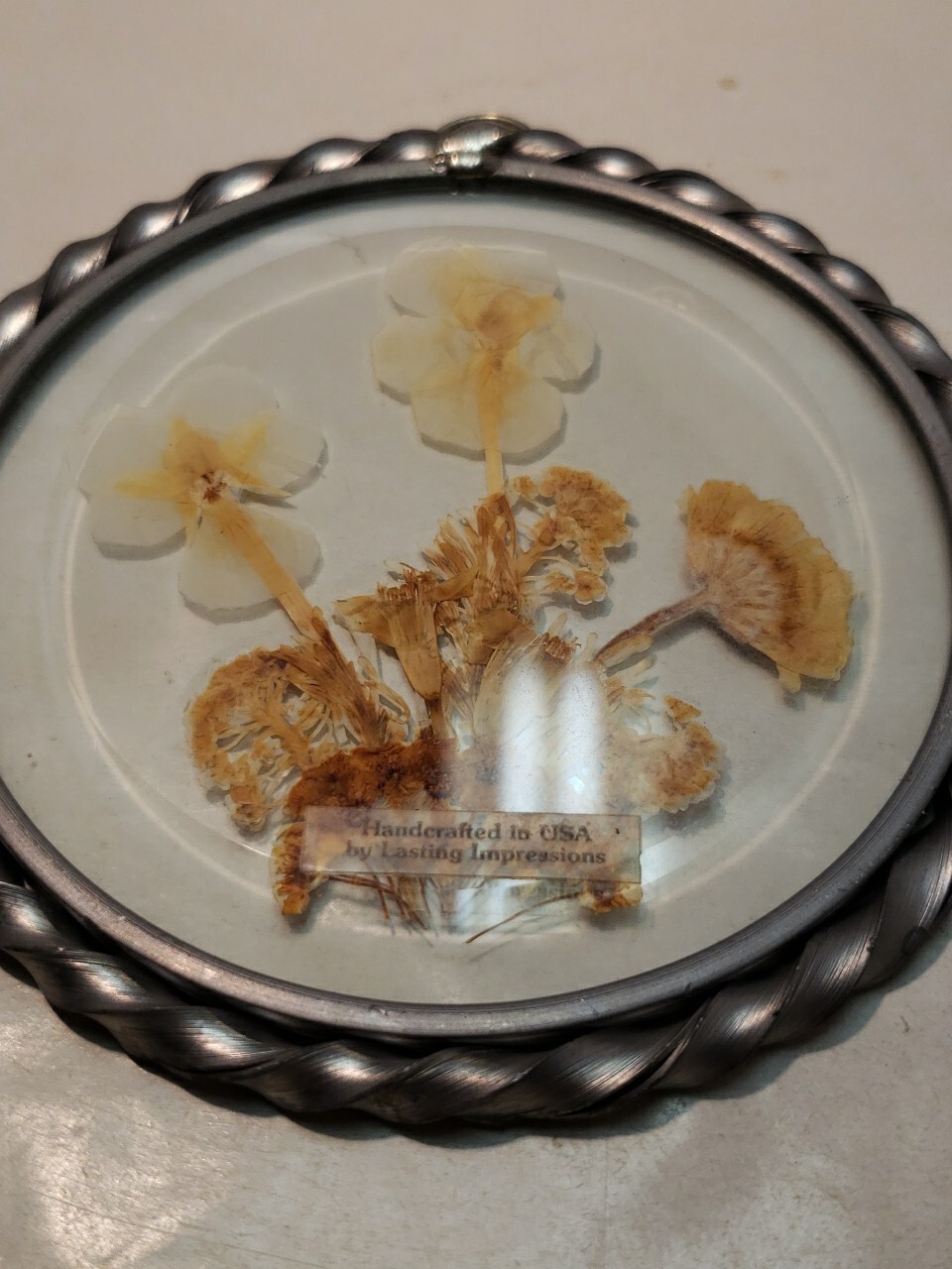 Round Silver Hanging Frame w Dried Flowers 4.5″ Diameter Lasting Impressions USA