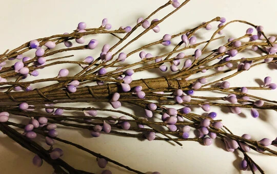 New Spring Easter Lavender Lilac PURPLE BERRY GARLAND Pip Berries Swag Vine