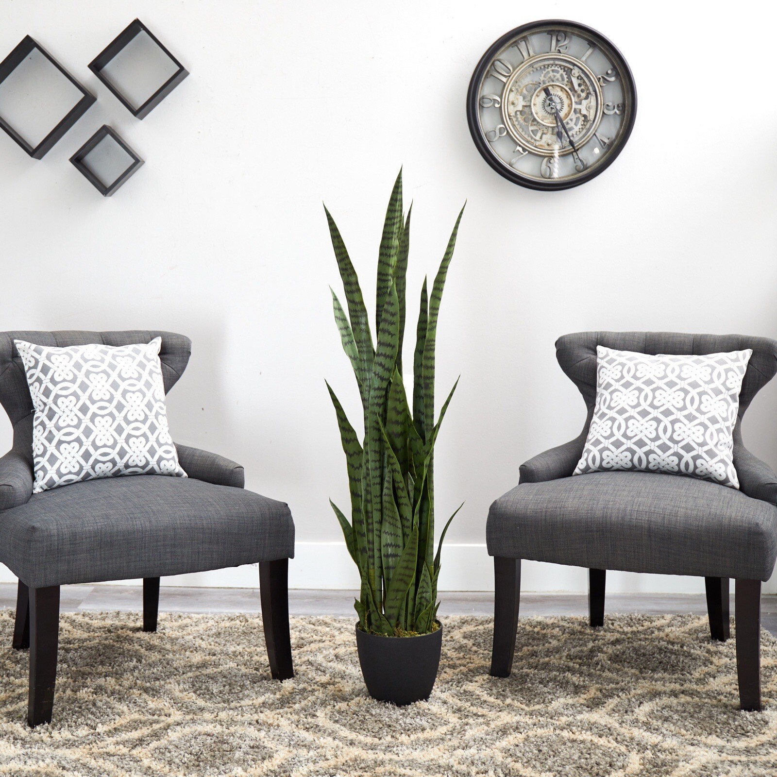 4’ Sansevieria Snake Artificial Plant w/35 Lvs Home Decor. Retail $204