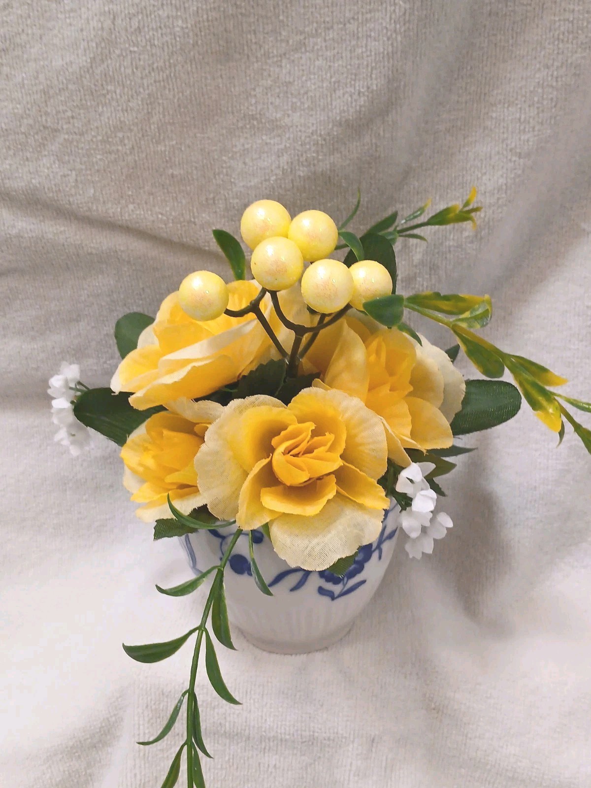 Cheerful Yellow Roses Floral Arrangement Tea Party Cup POP-IN Birthday Bridal