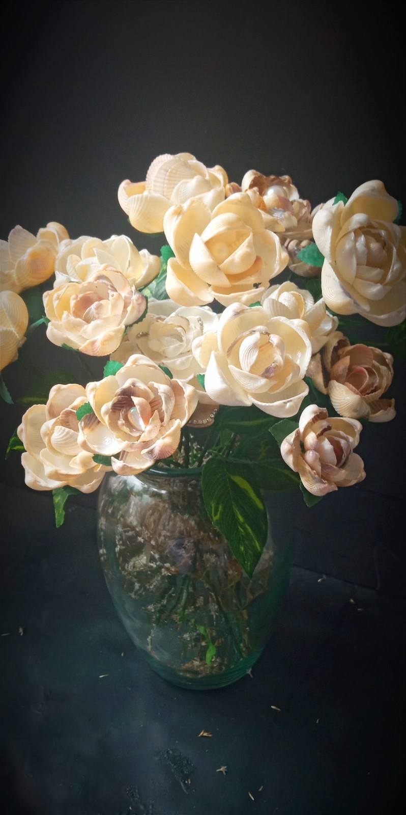 Set of 15 handmade seashell roses • Coastal home decor • Forever roses for you