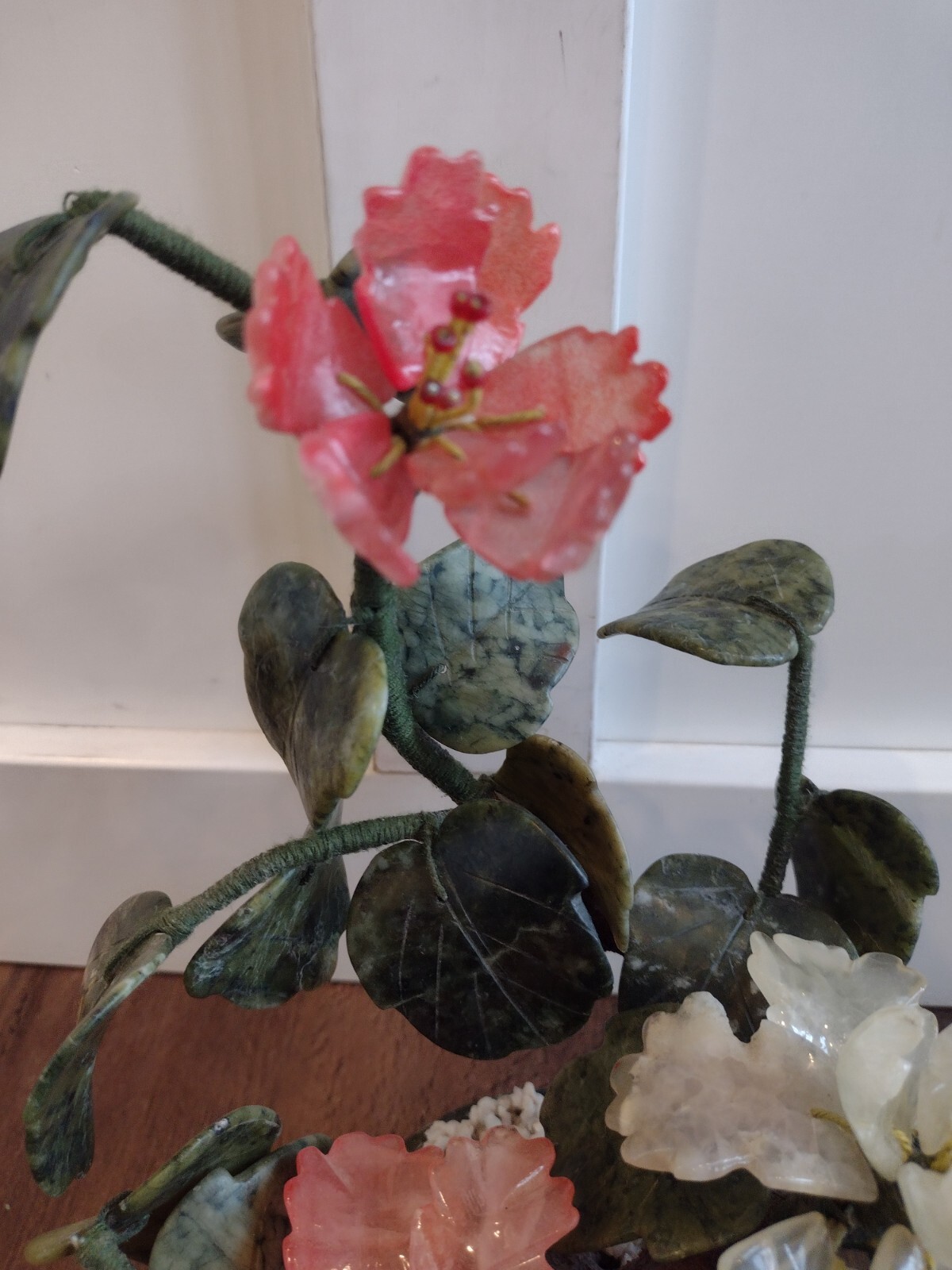 Vintage Bonsai Blossom Flower Tree Jade Agate Quartz Stone Glass Gorgeous 10″