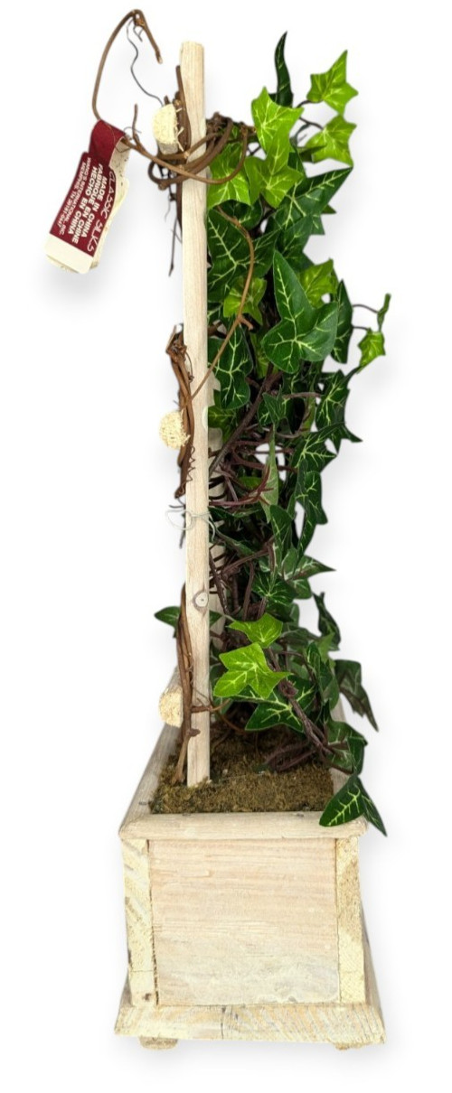 Classic Silks Craft Trellis with Ivy NWT 13″ Tall Wooden Box