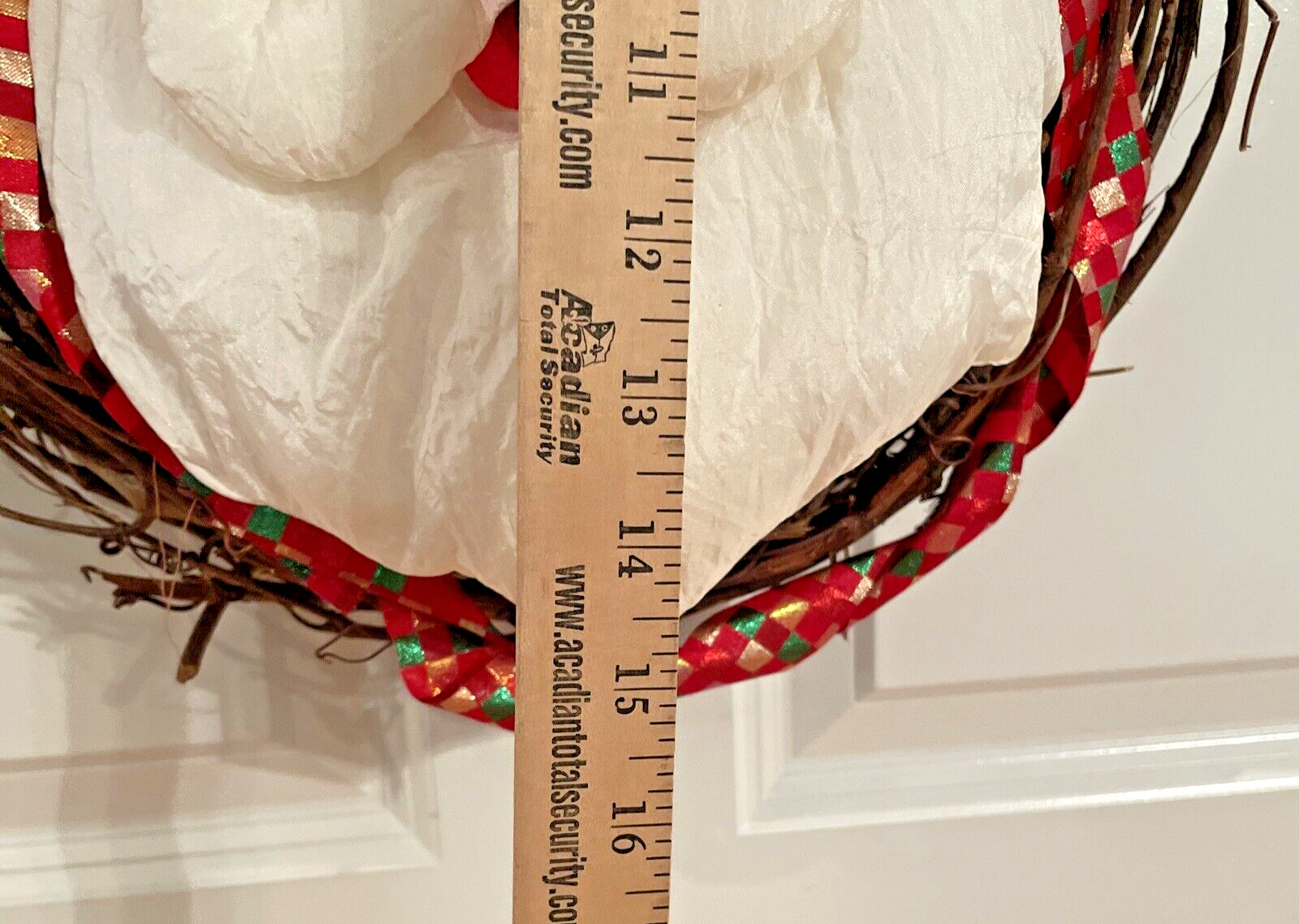 CHRISTMAS Parachute Santa Grapevine Wreath Christmas Decoration Read EUC