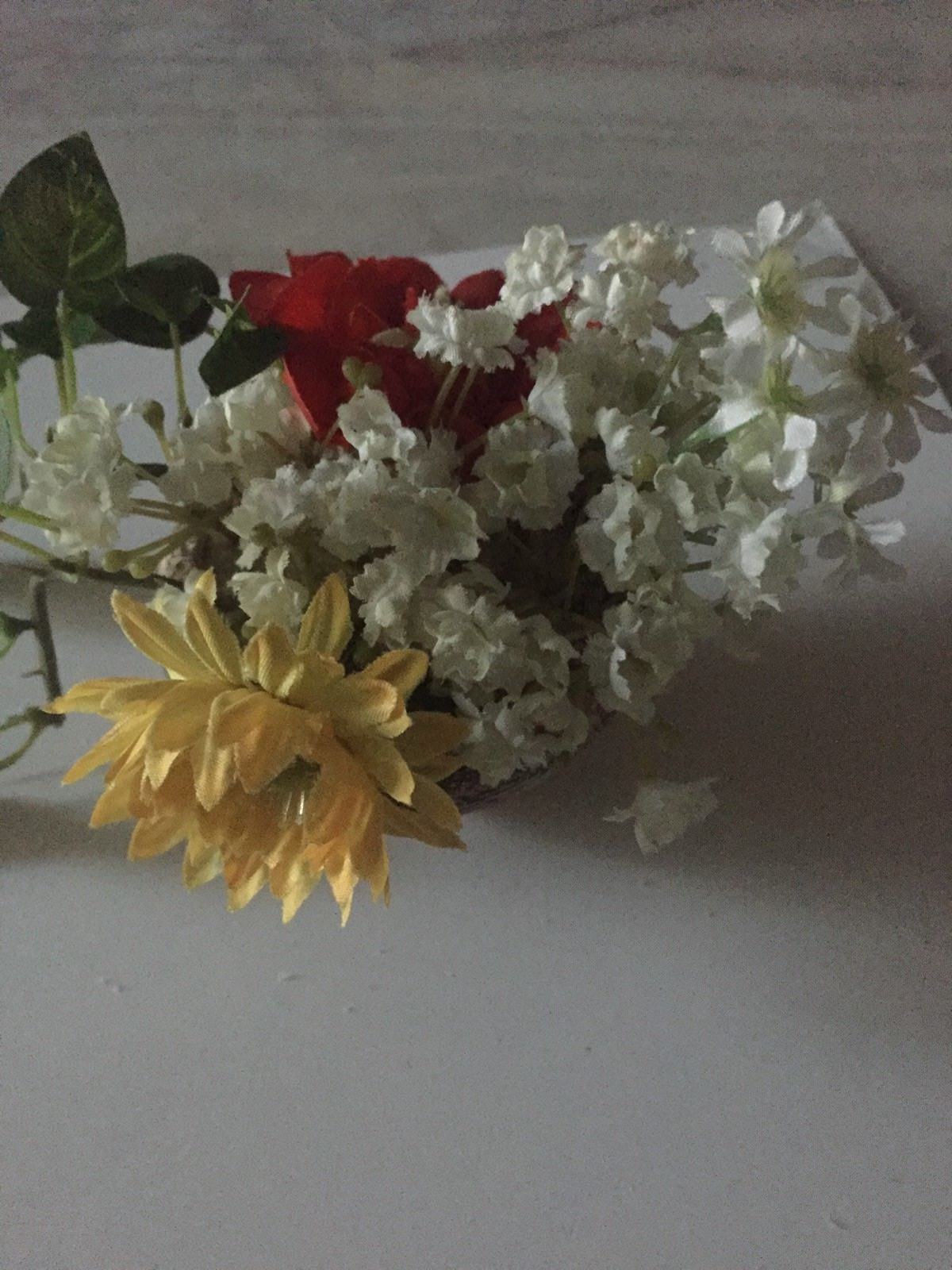 Flower Pot Artificial Flowers 3 x 1 1/4 H
