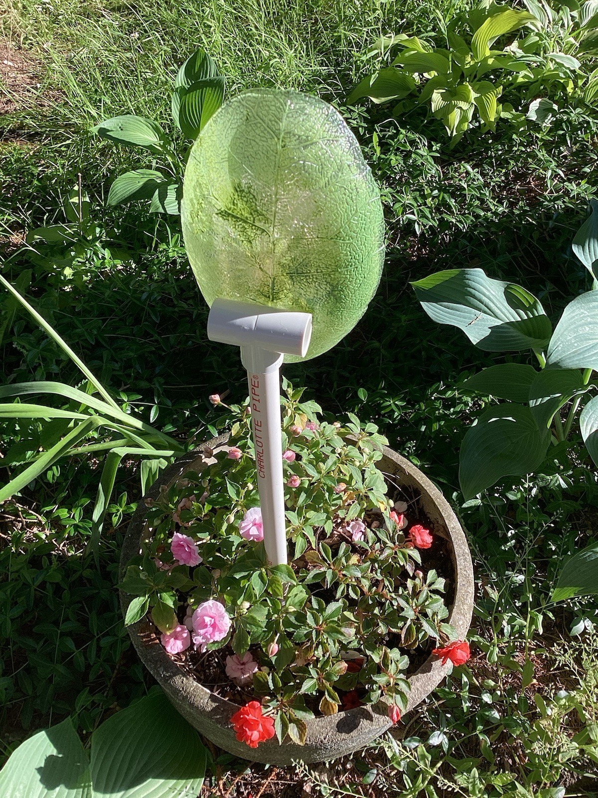 Unique Oval Shaped Green Glass Flower For Garden