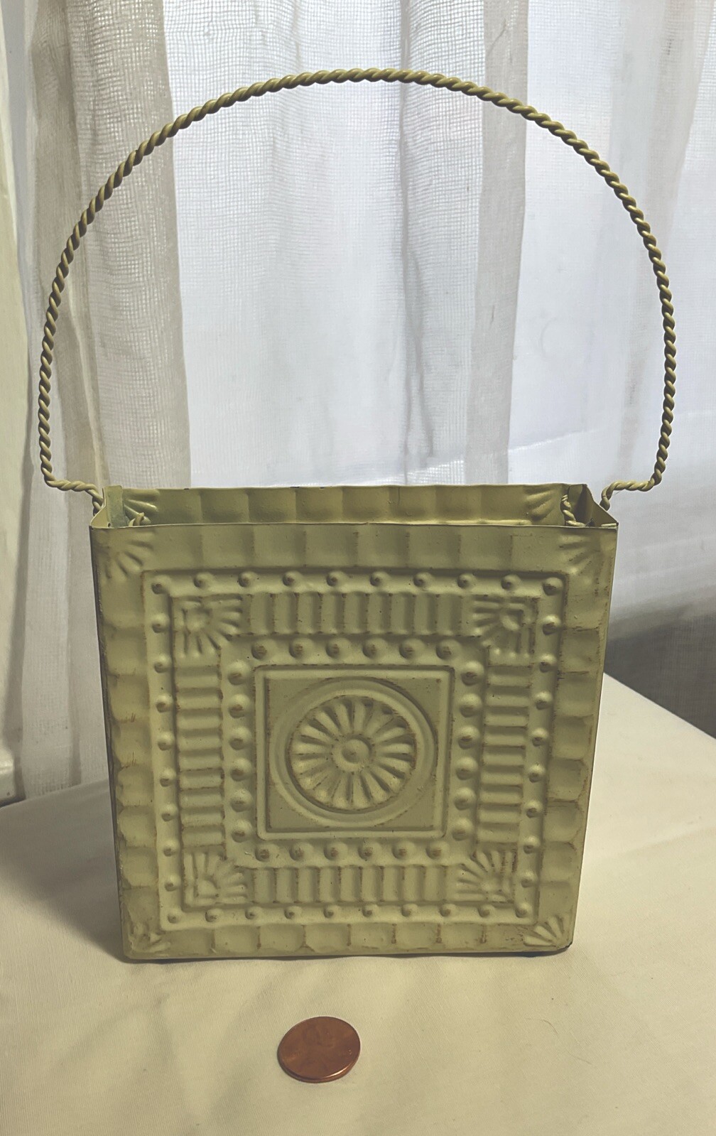 Cottage Core Decor By Elegant Expressions Small Crème Color Metal Tote Boho Chic