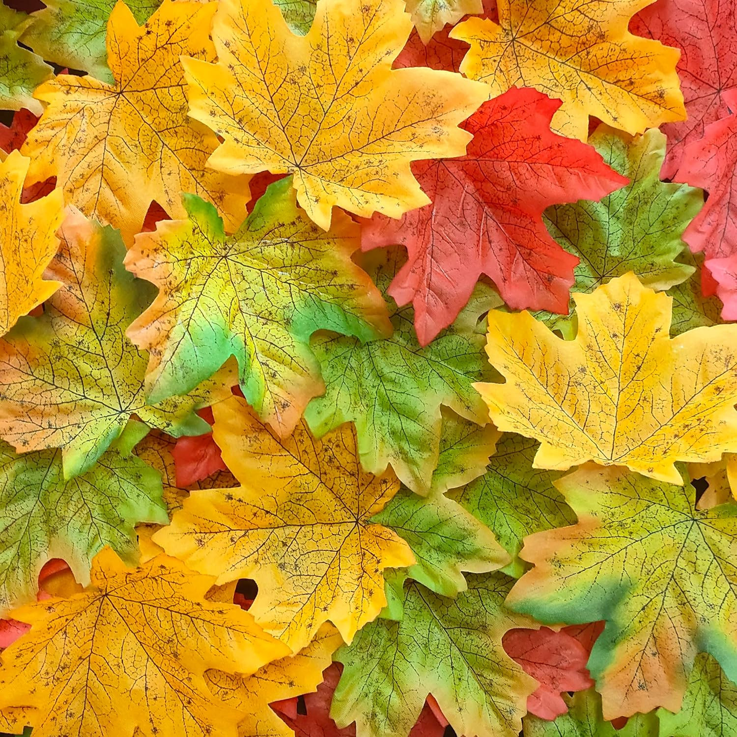 4.73”Fake Fall Leaves Decor,0.7 LB Fall Leafs Faux Odorless,600 Pcs Large Fall