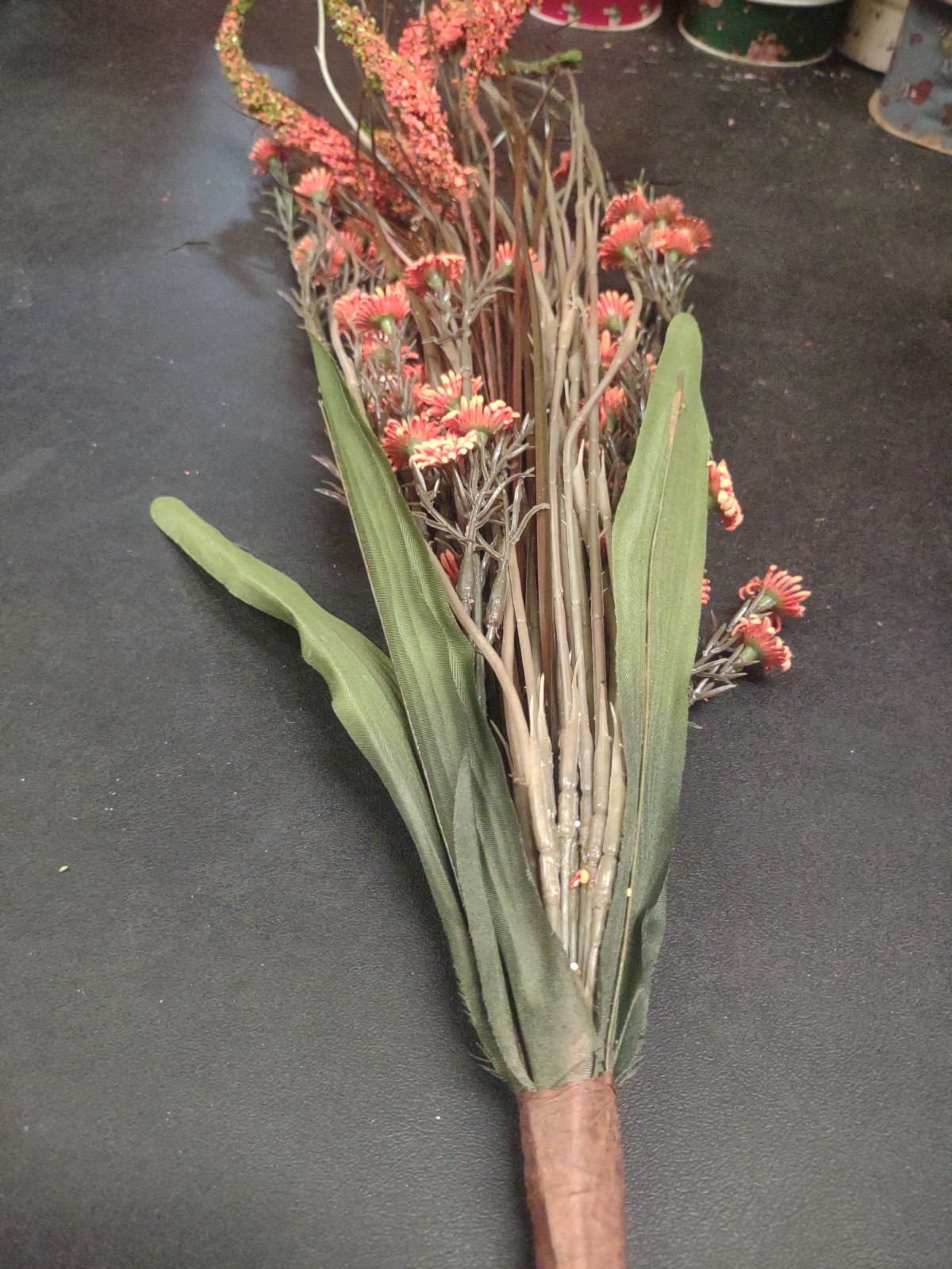 Vintage 22″ Plastic/Silk Bush, Swamp Lily Grass Plant Arrangement, Fall Orange