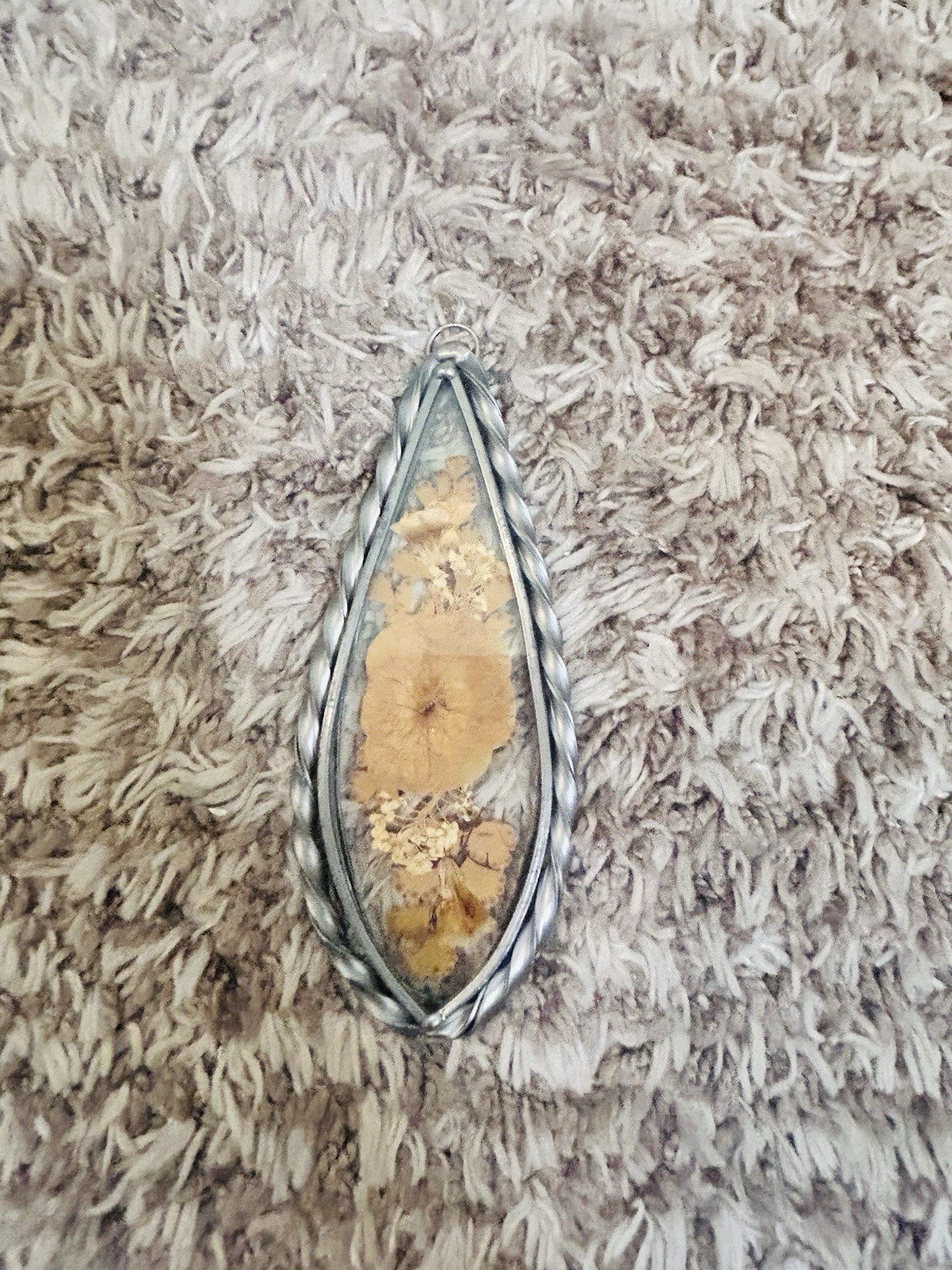 Pressed Flower Art in Floating Beveled Glass Pewter Frame Wall Hanging