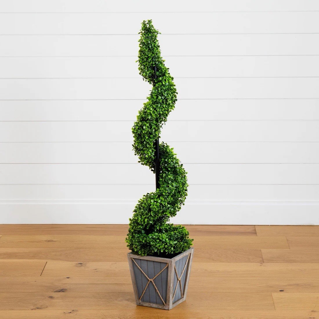 45” UV Resistant Artificial Boxwood Spiral Topiary Tree w/LEDs (Indoor/Outdoor)