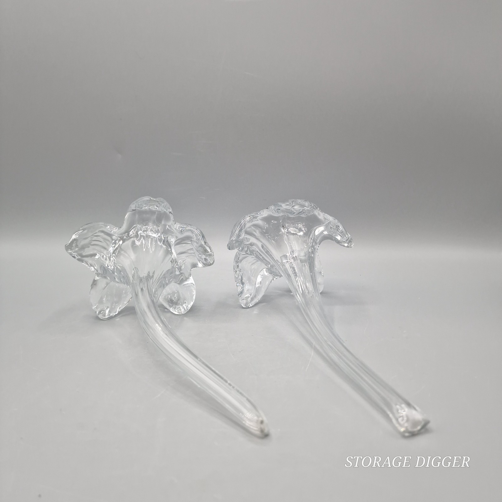 Vintage Set of 2 Clear Glass Blooming Lily Flower Hand Blown Glass Decor 7″ Long